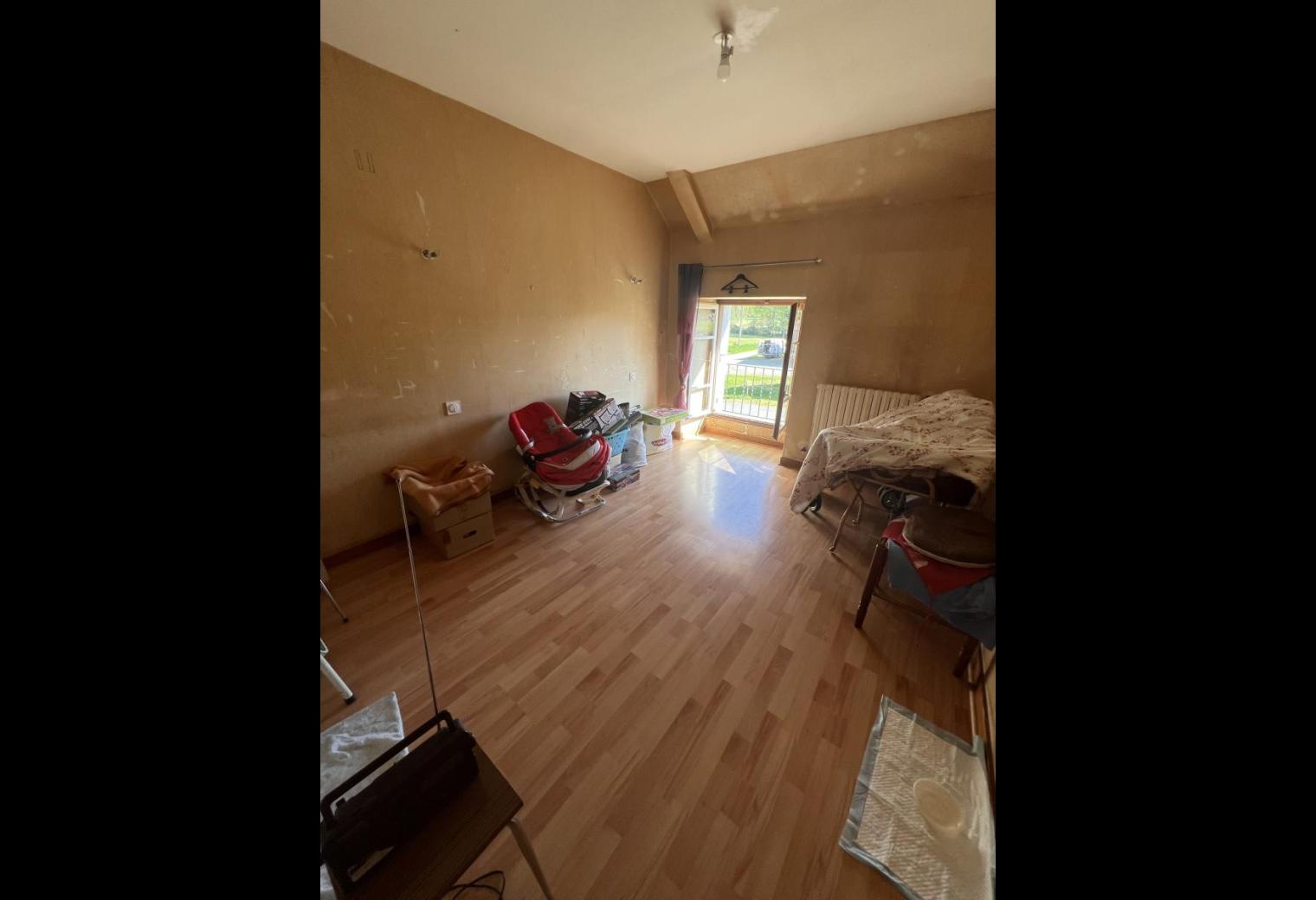 24606177-0bed-4c3c-ab28-b31f92eb8251.jpg