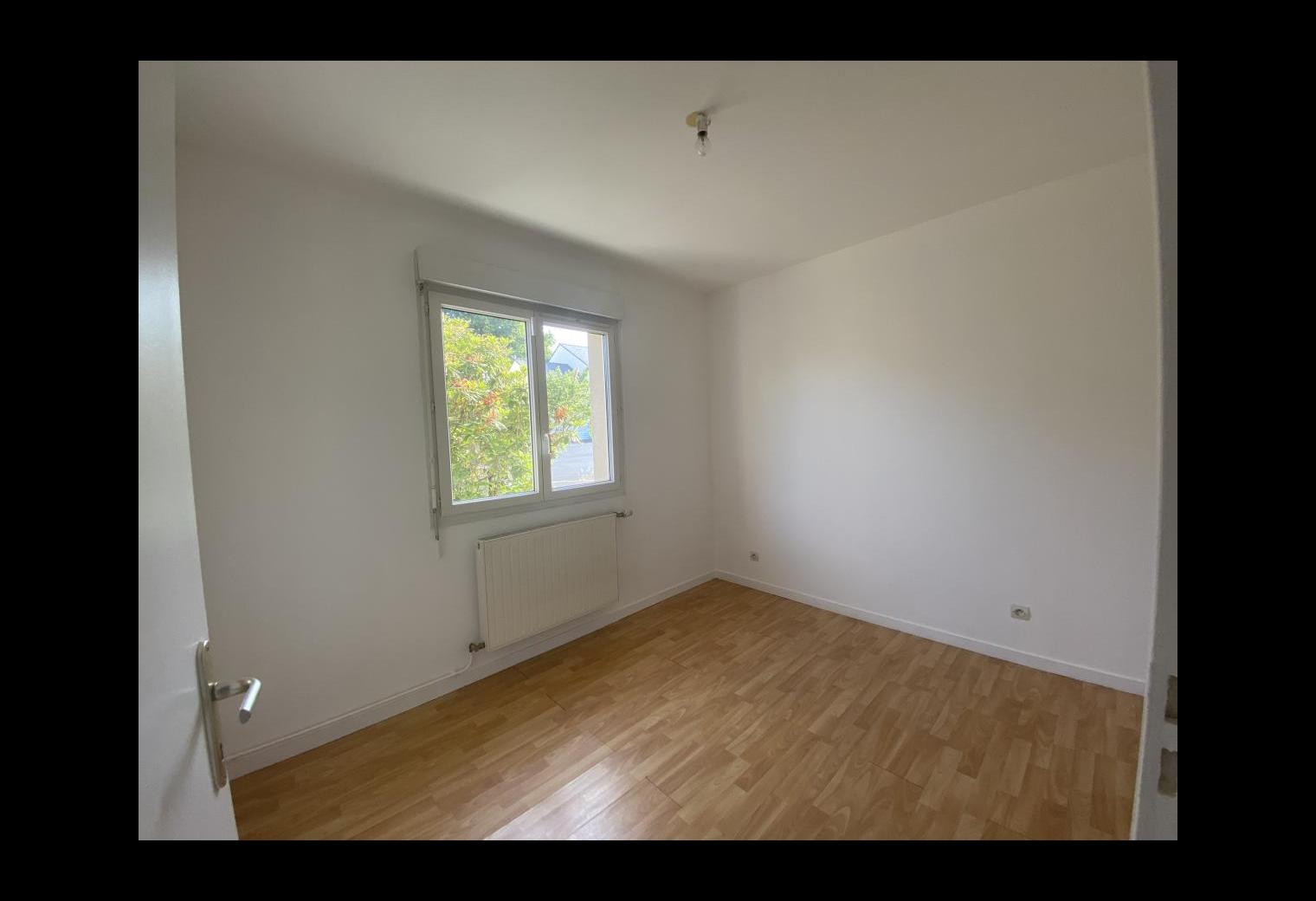 9ac3d72a-0239-4ea5-8238-997bcb6cc59d.jpg