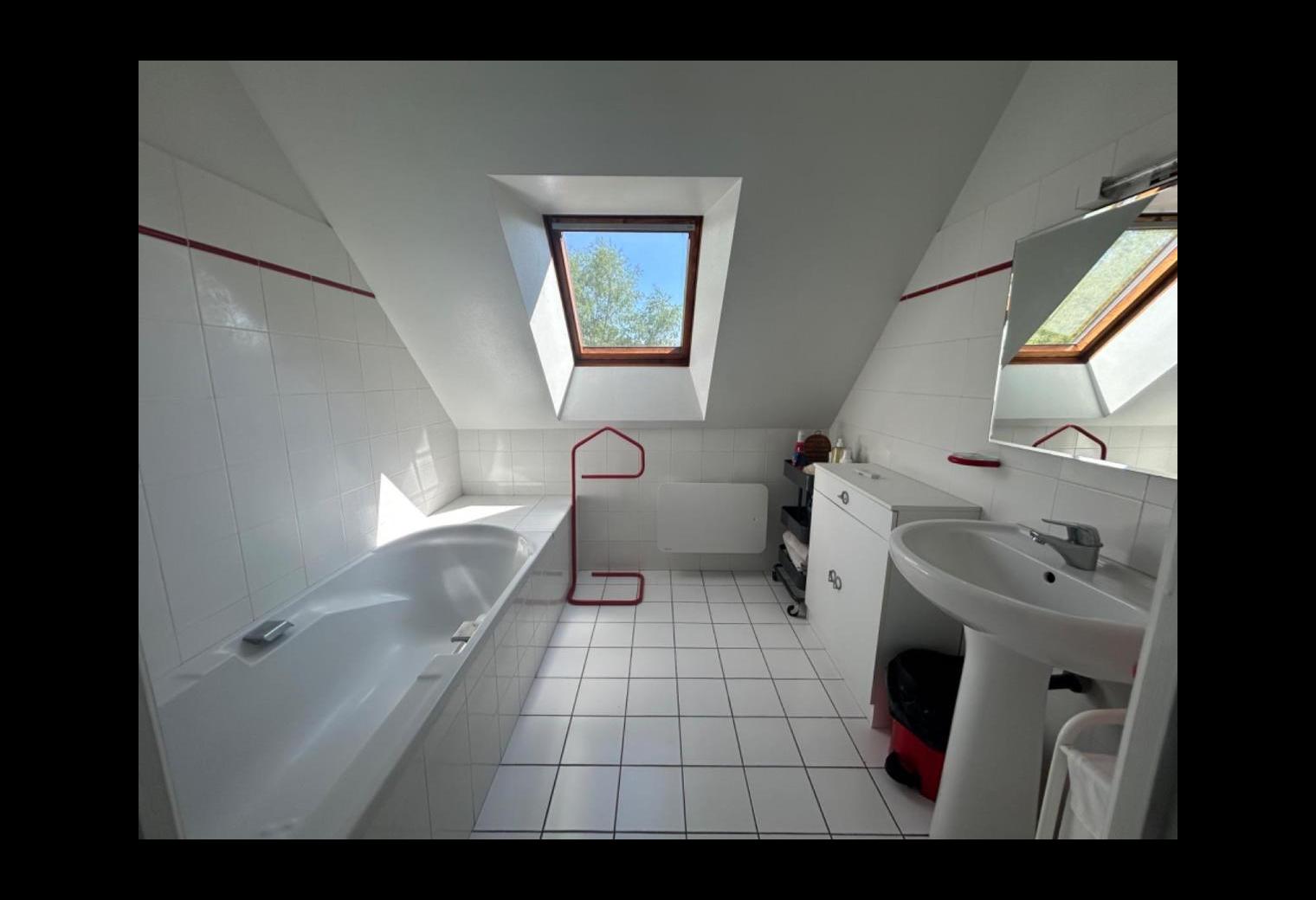 5d3ef4a2-2ac1-4914-bed5-541b1506f9b2.jpg