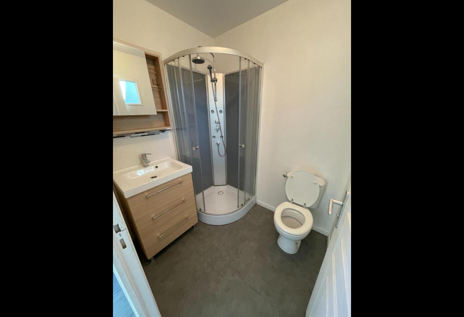 1d6b42fc-280b-44ba-b676-3dd5e5f69959.jpg