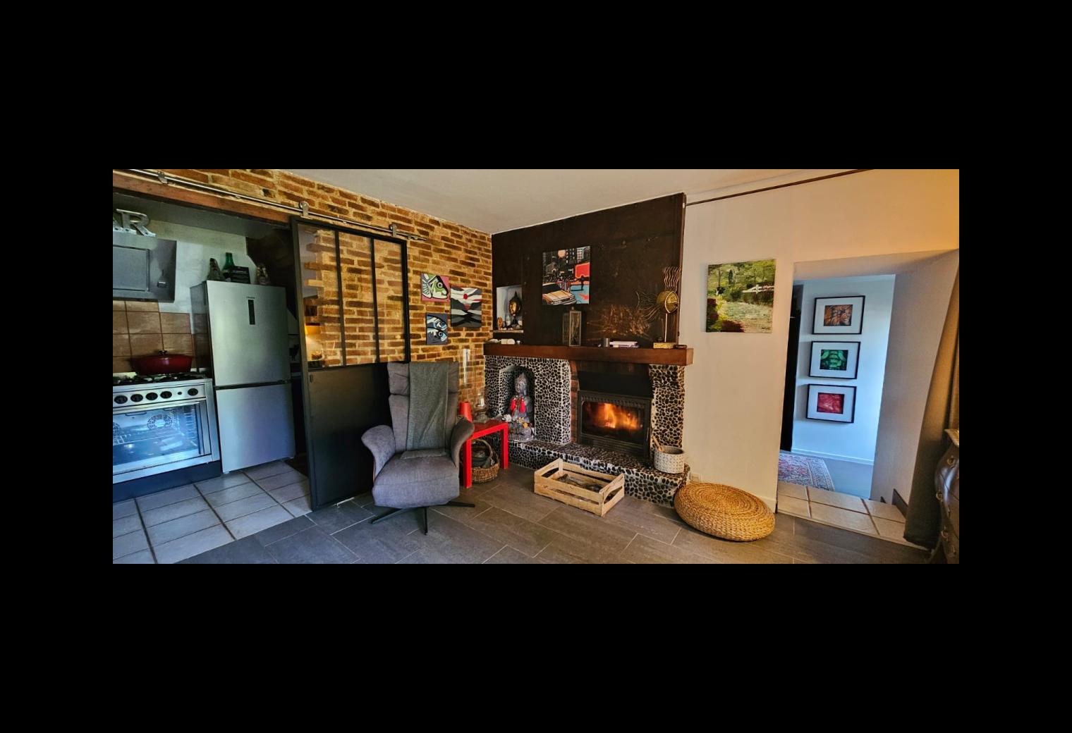3d10c17c-ffe4-46e4-b1bc-52484f92cd61.jpg