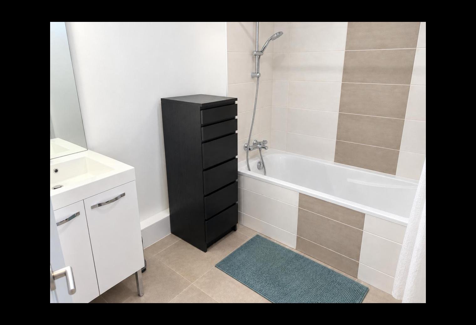 fd8fdfab-9486-496d-a841-ae7617a99cc7.jpg