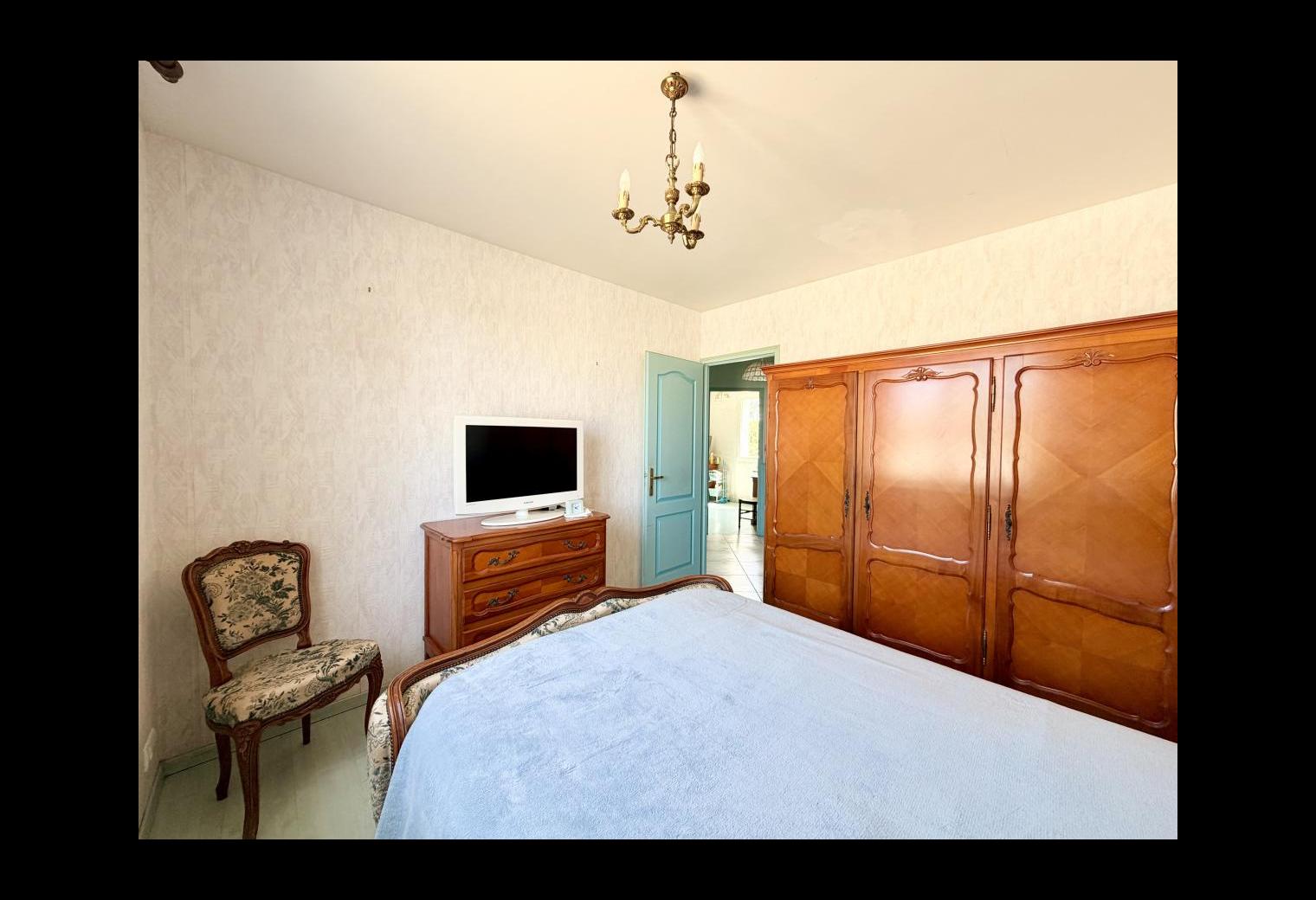 538020e8-72e4-4e9e-a3b4-ab1756a14a54.jpg