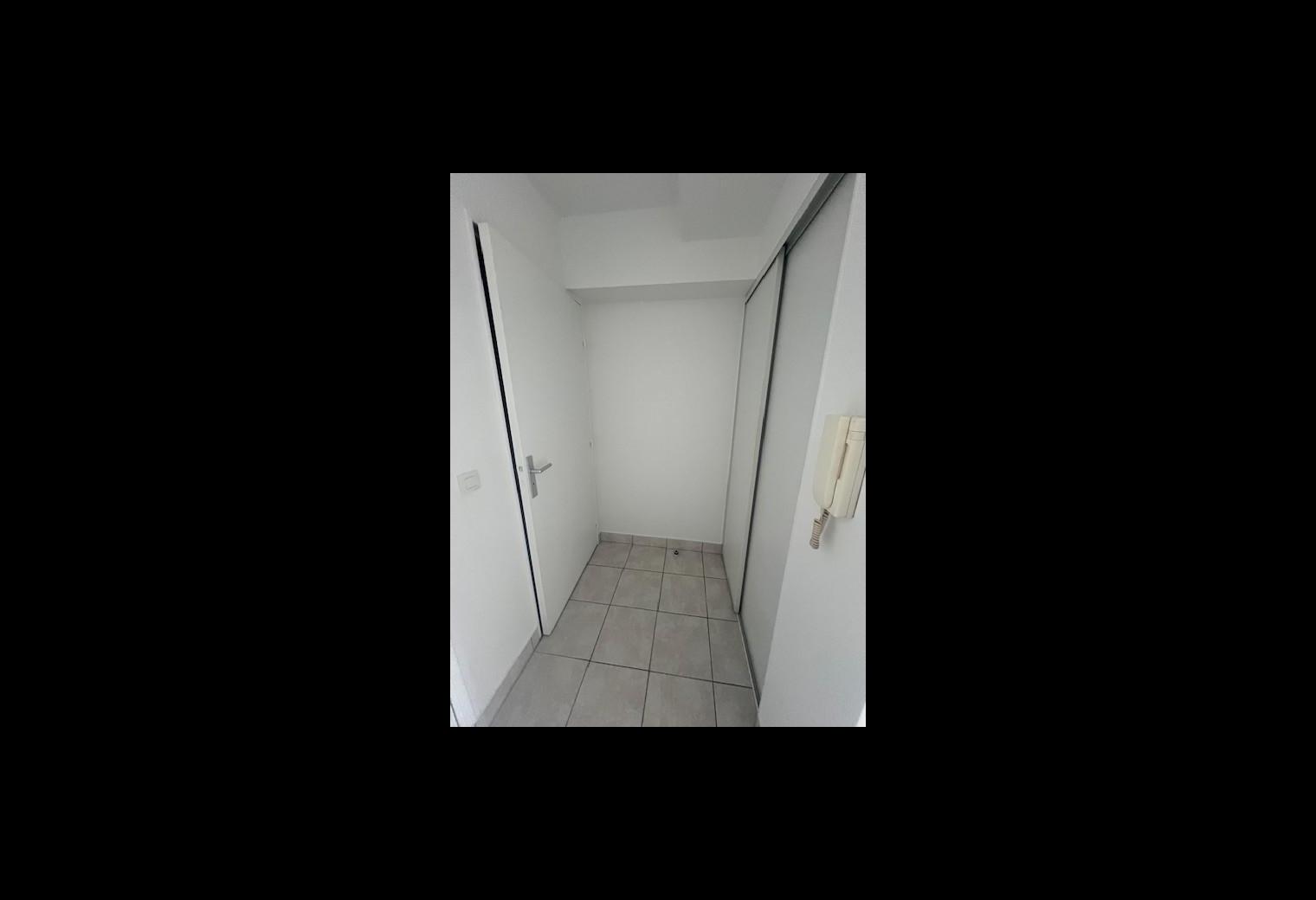 da622292-1411-4e72-8fff-cd736dbf000e.jpg
