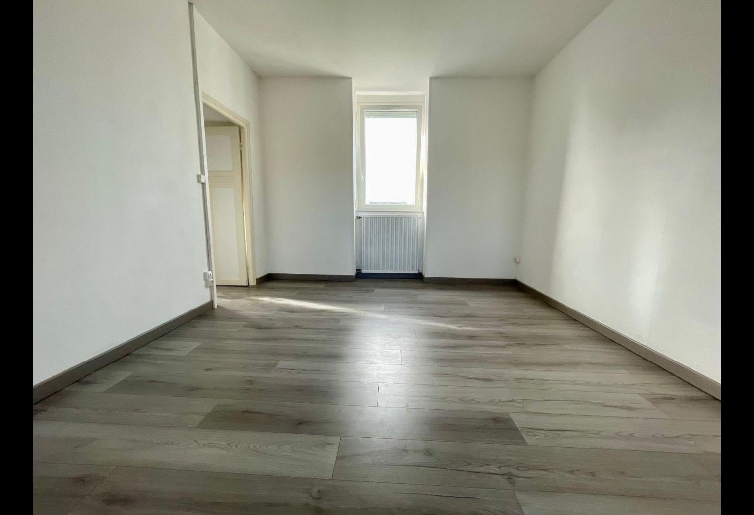 4bd4c607-3357-4b97-8fb4-85b0941bb2cf.jpg