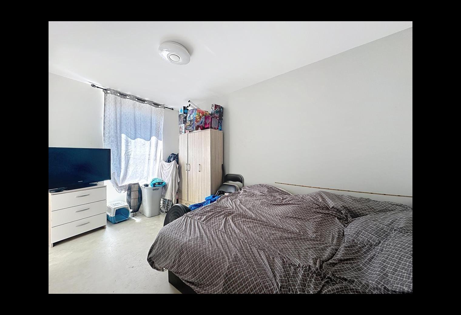 c838879e-b819-4ea8-92c2-e1714ef92dbe.jpg
