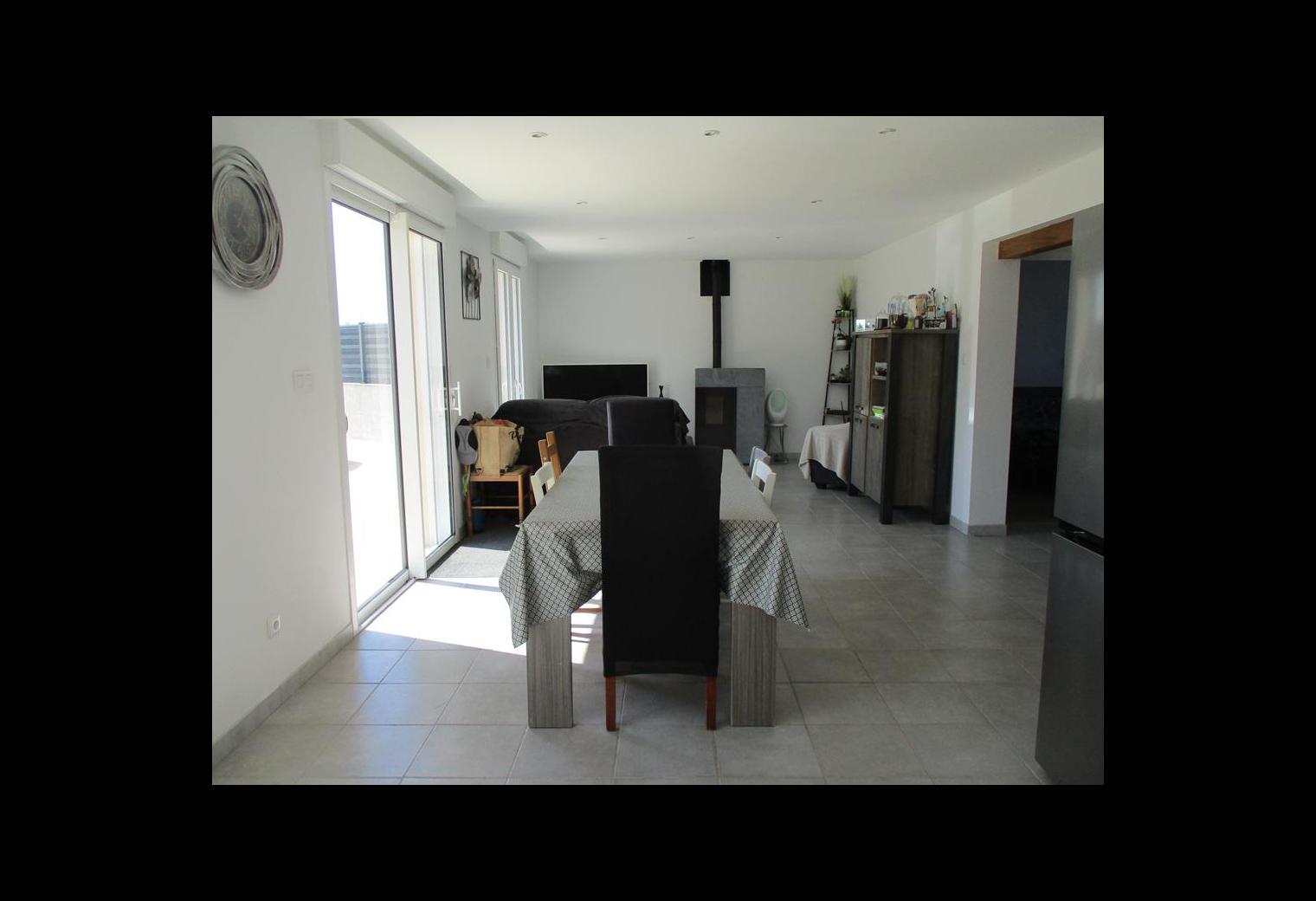 8cf7fb80-6dfb-4628-b2e1-d2b0141893f0.jpg