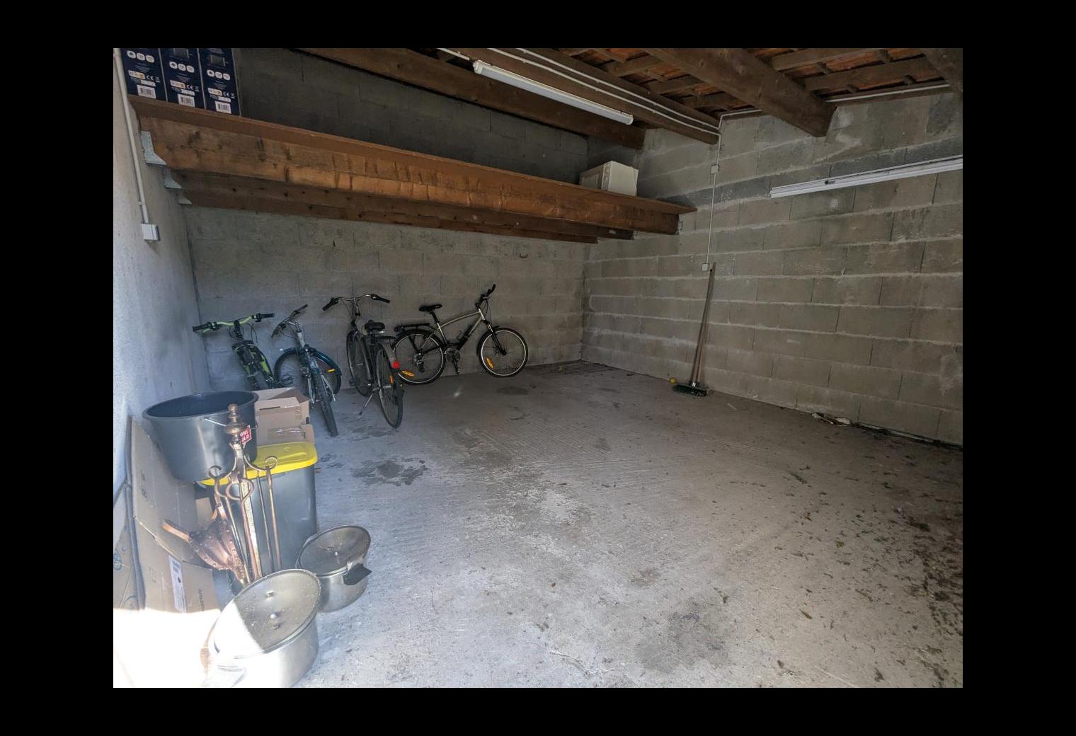 145e86ca-b892-4b44-96ac-8465ba9bd4e3.jpg
