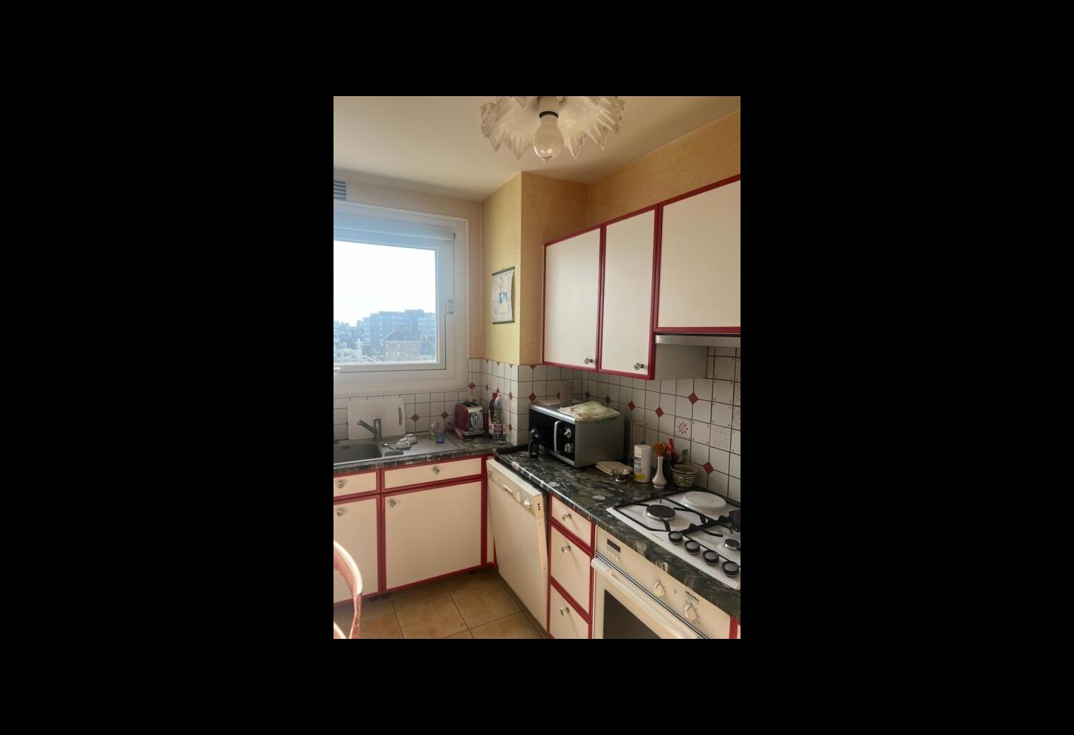 b129f8bd-d3c0-47ad-ae0c-62fee9ffcc7e.jpg