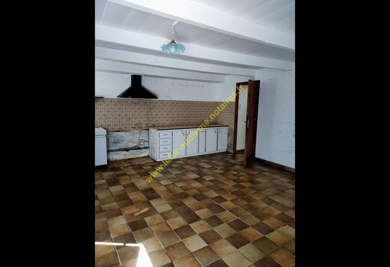76f5eca4-c841-4652-bc45-6cdda4bb1617.jpg