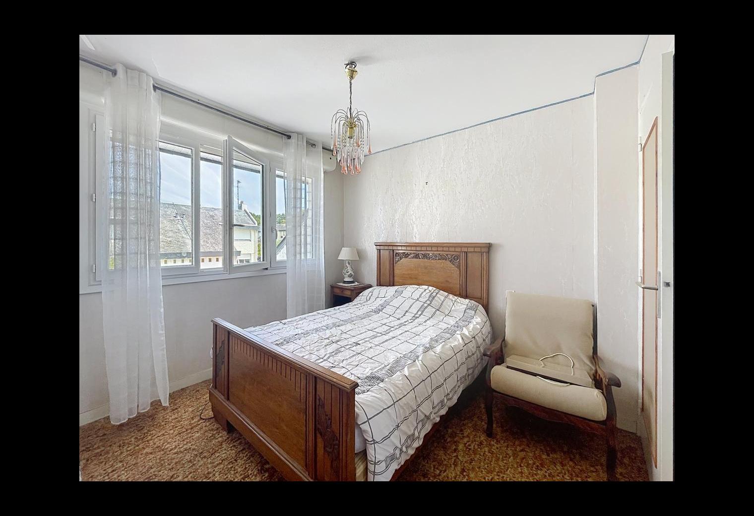 545caaea-5b9b-434a-9717-3f6b9162a998.jpg