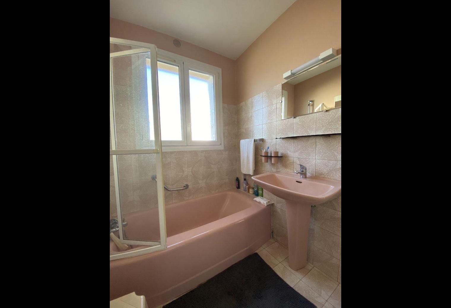 59900ffa-b9ab-4255-984e-2bed6f0b624b.jpg