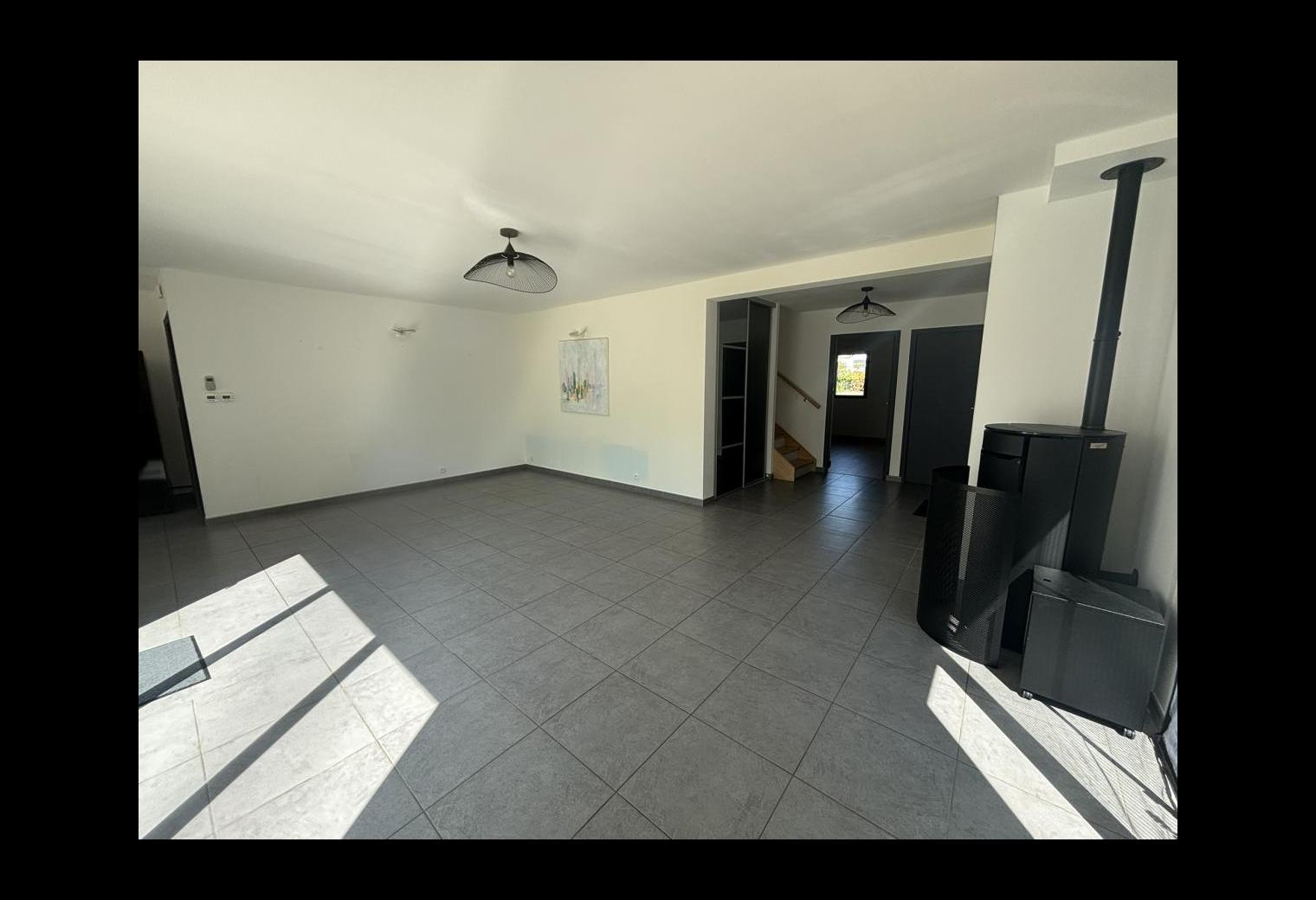 1d4278a6-4252-4106-b7a3-34233b261266.jpg
