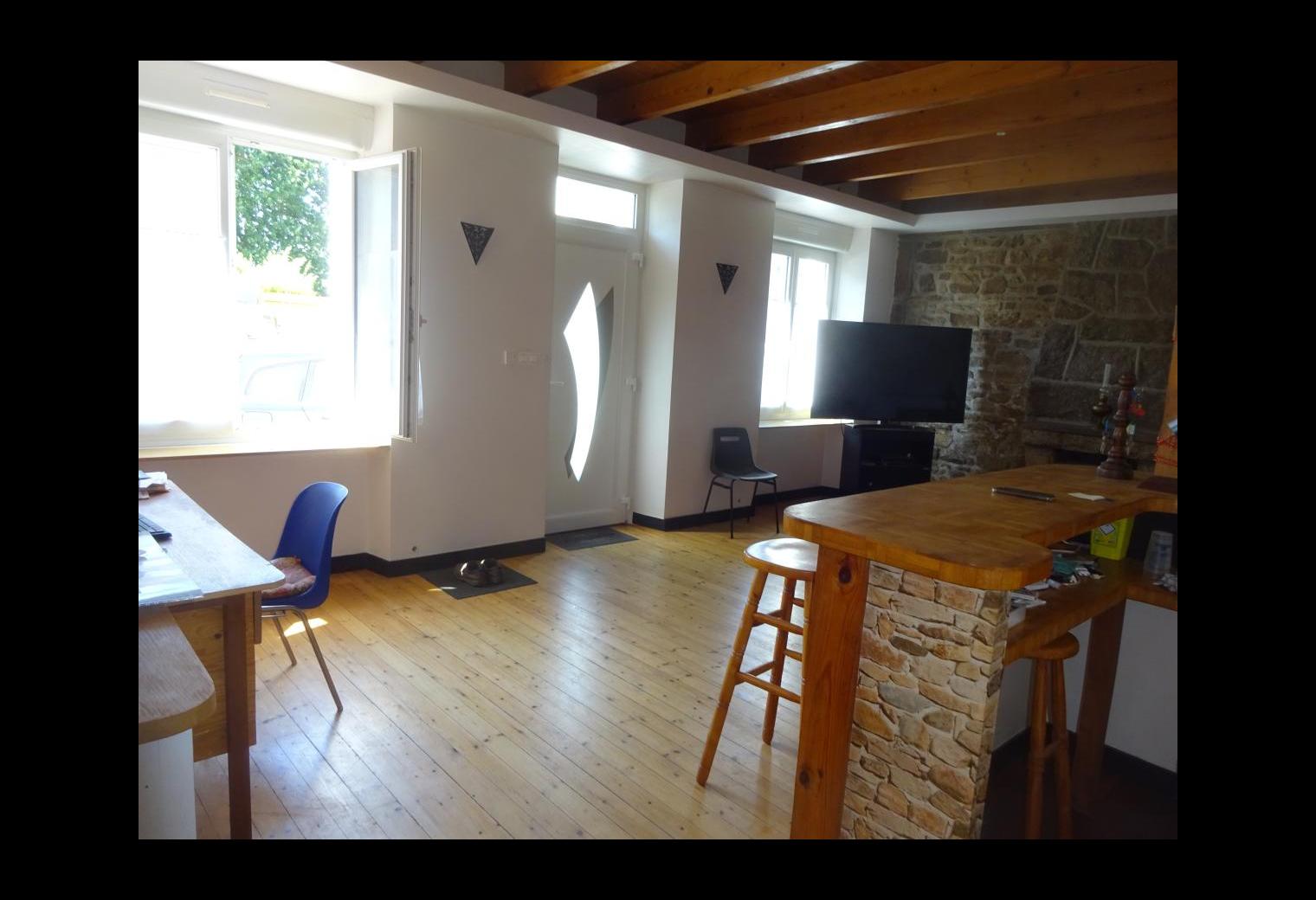 21aa2cdc-da6d-47d6-9535-78155e946558.jpg