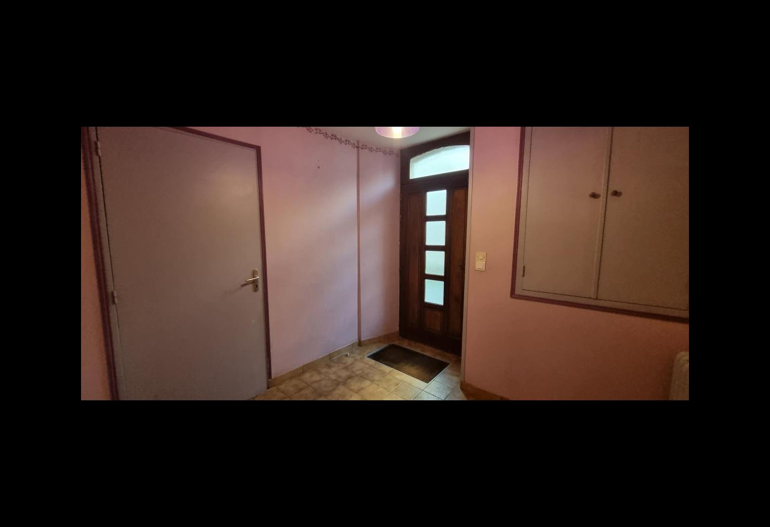 4d8fa044-8d1f-4eda-bd0b-f262246cadb3.jpg