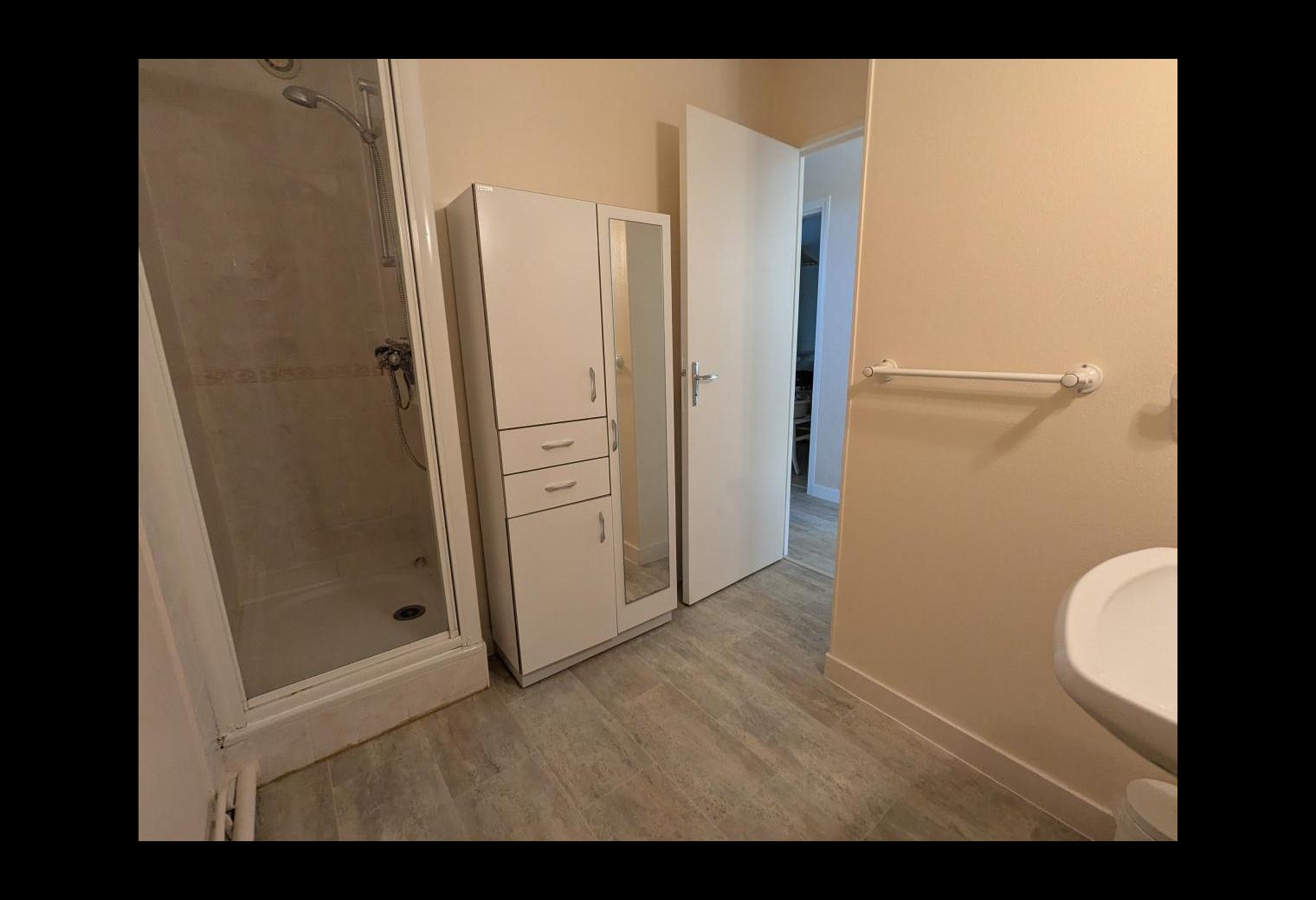 c22e4897-4c4d-4019-bcc9-8929ba145b81.jpg