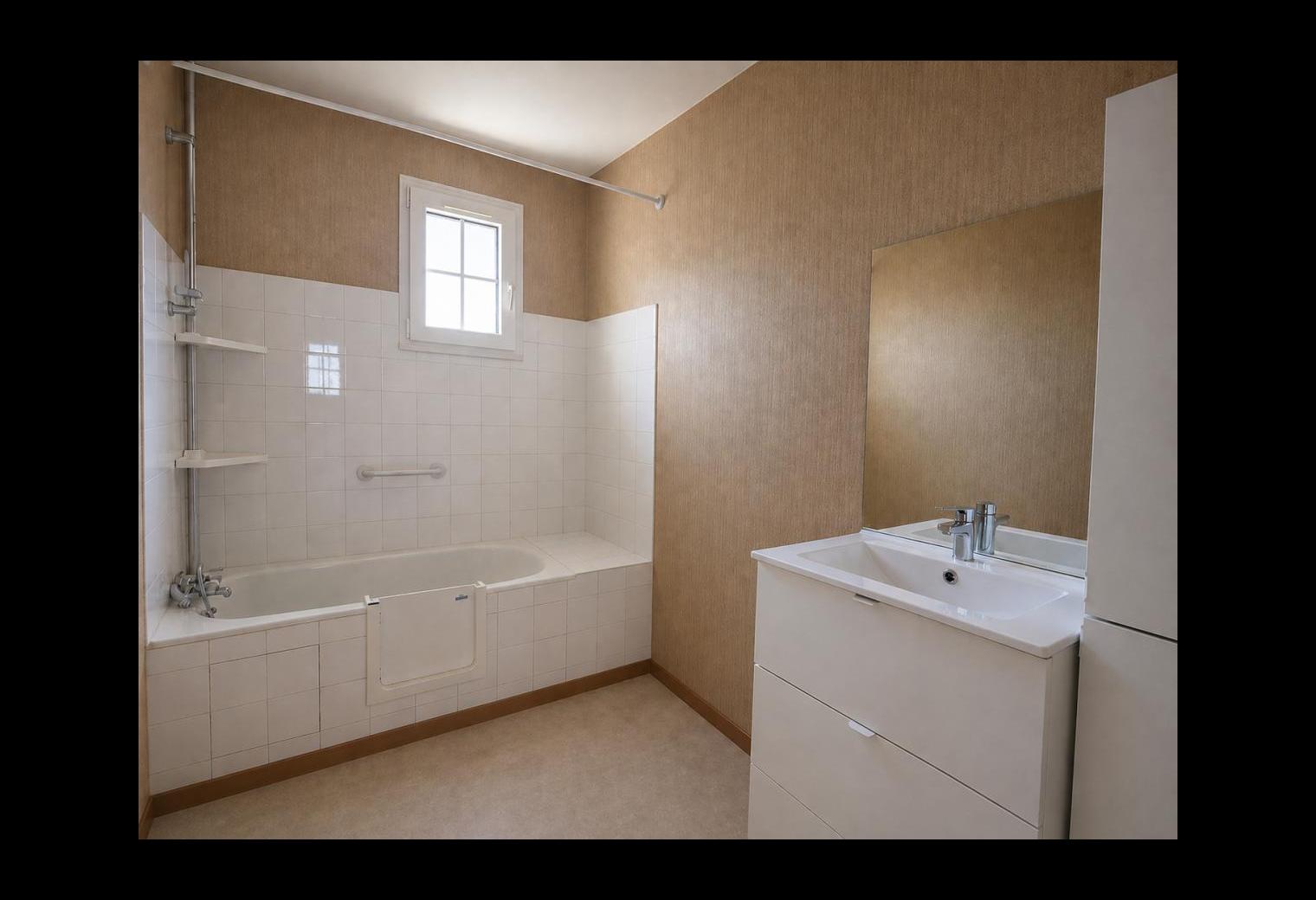 d83c85bc-dd96-4d20-b891-8417ce86f675.jpg
