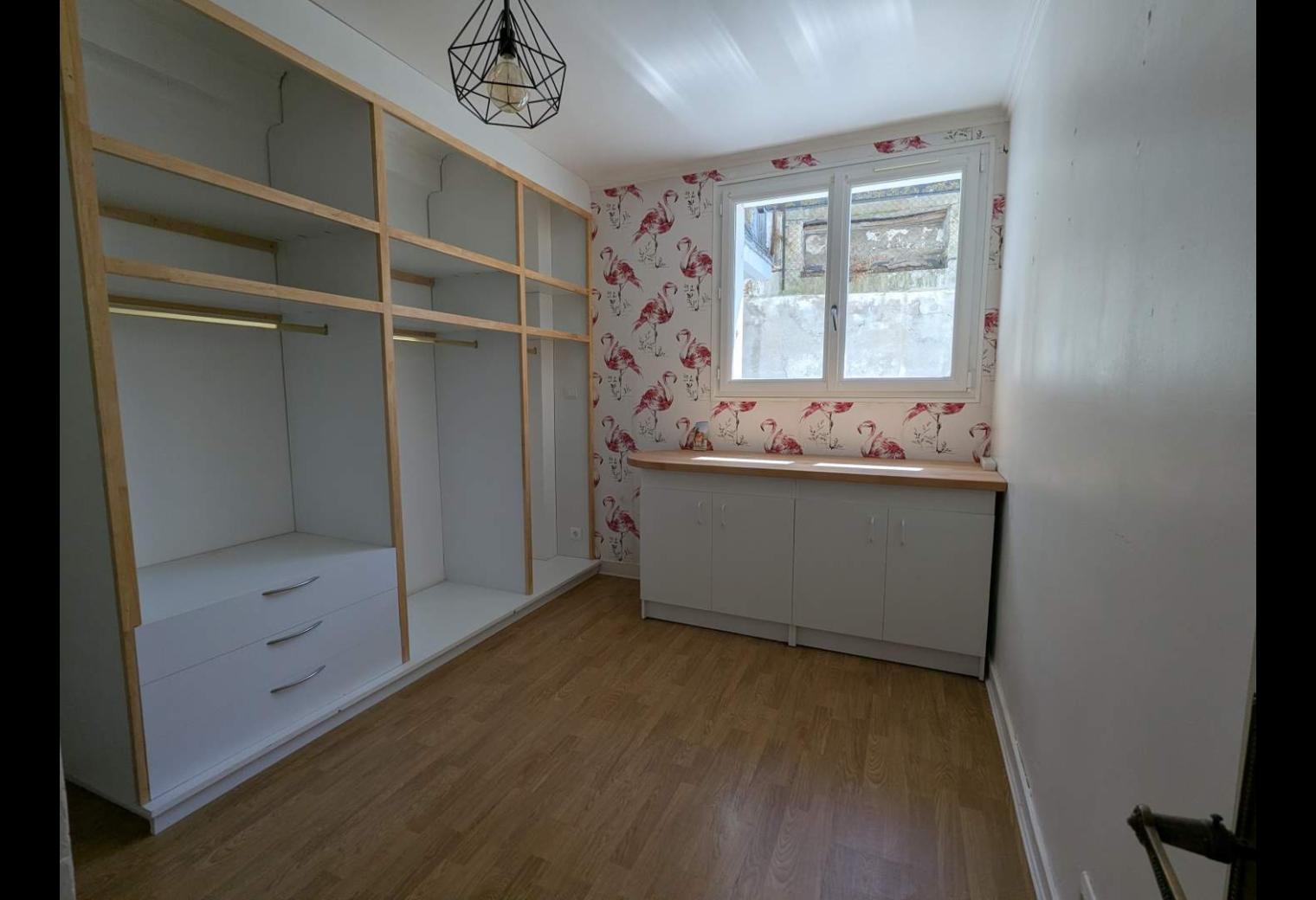 efaf5696-accf-4d17-85b5-1398a64ebdf3.jpg