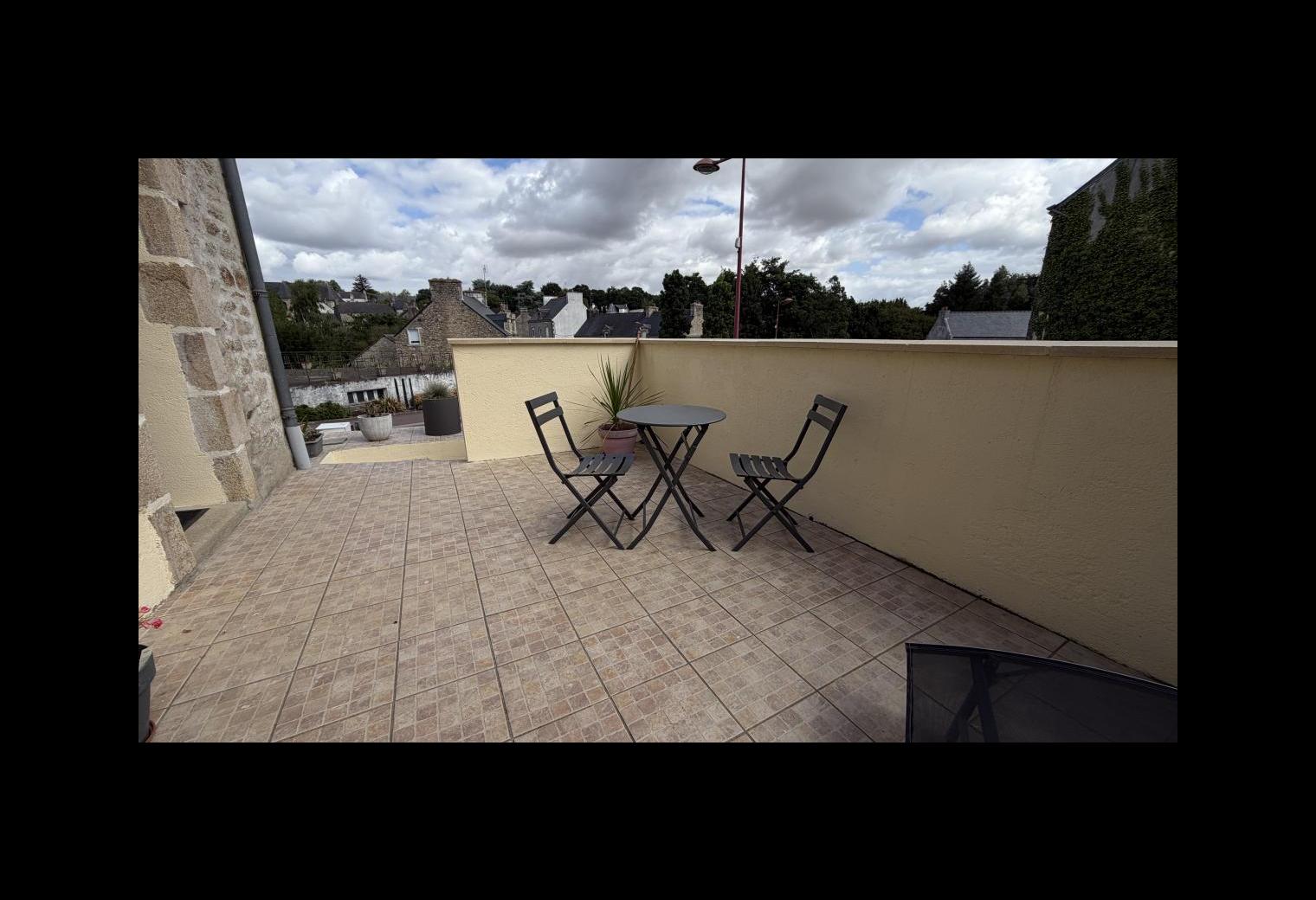 2c67c99a-53fc-4bd1-aa61-833a2bee3d5a.jpg