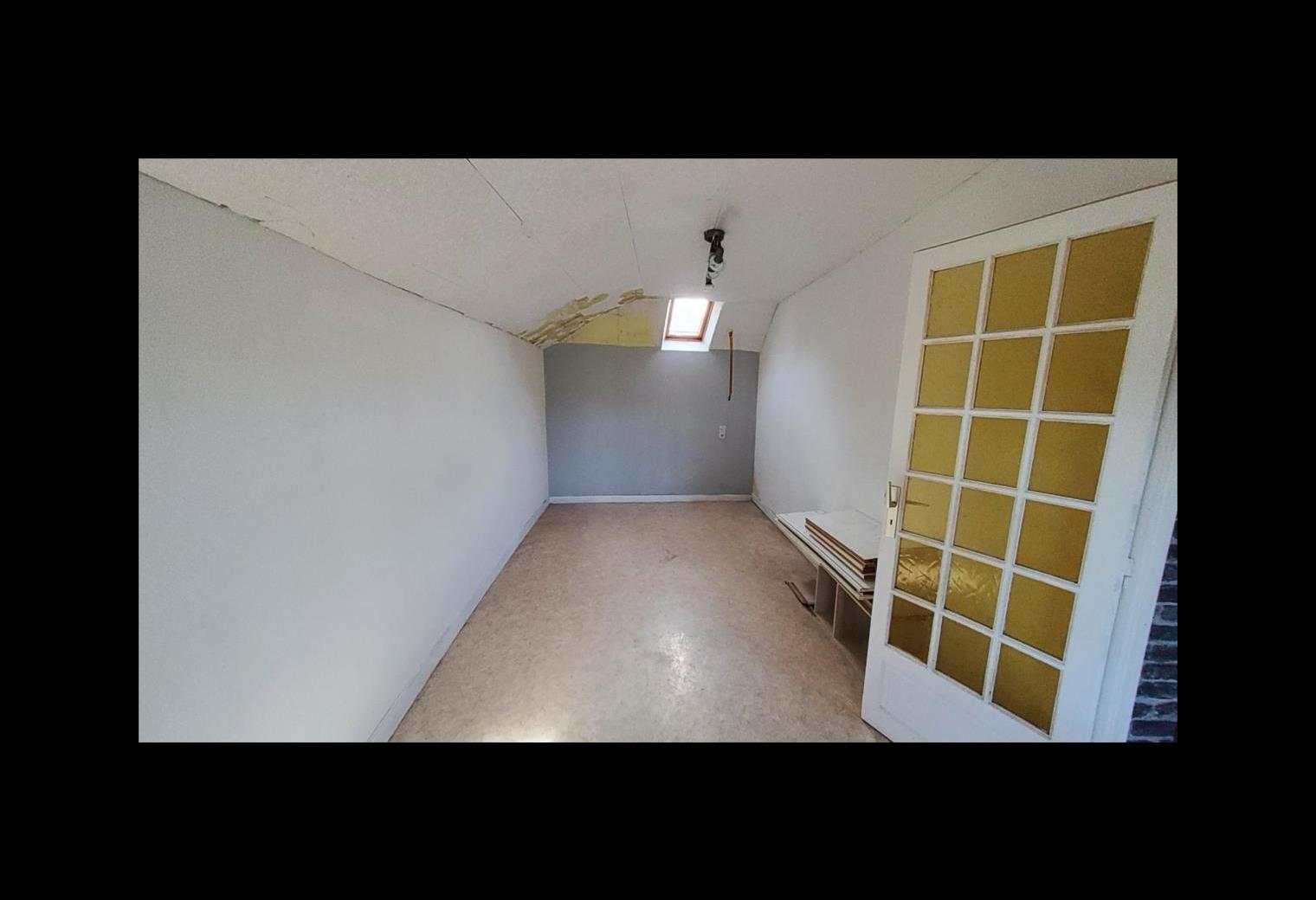 f731cd85-4a84-48ee-92fc-c890cace3d22.jpg
