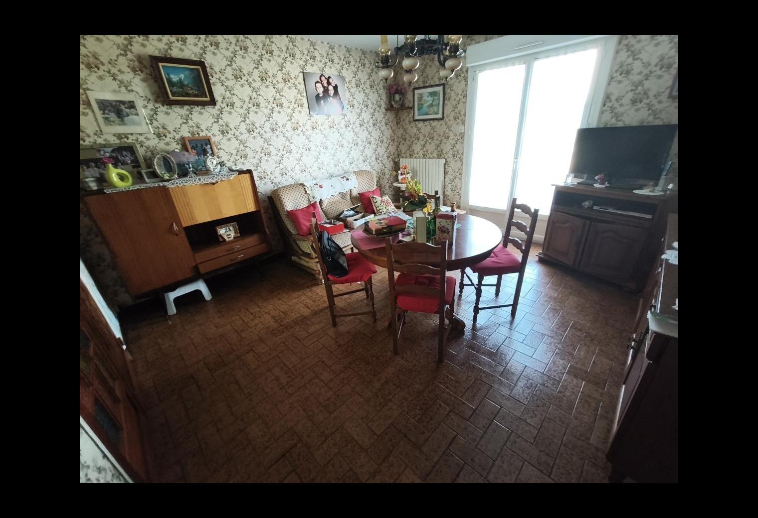 e5d29419-162a-4bc7-90b7-5a6ae52c70fa.jpg