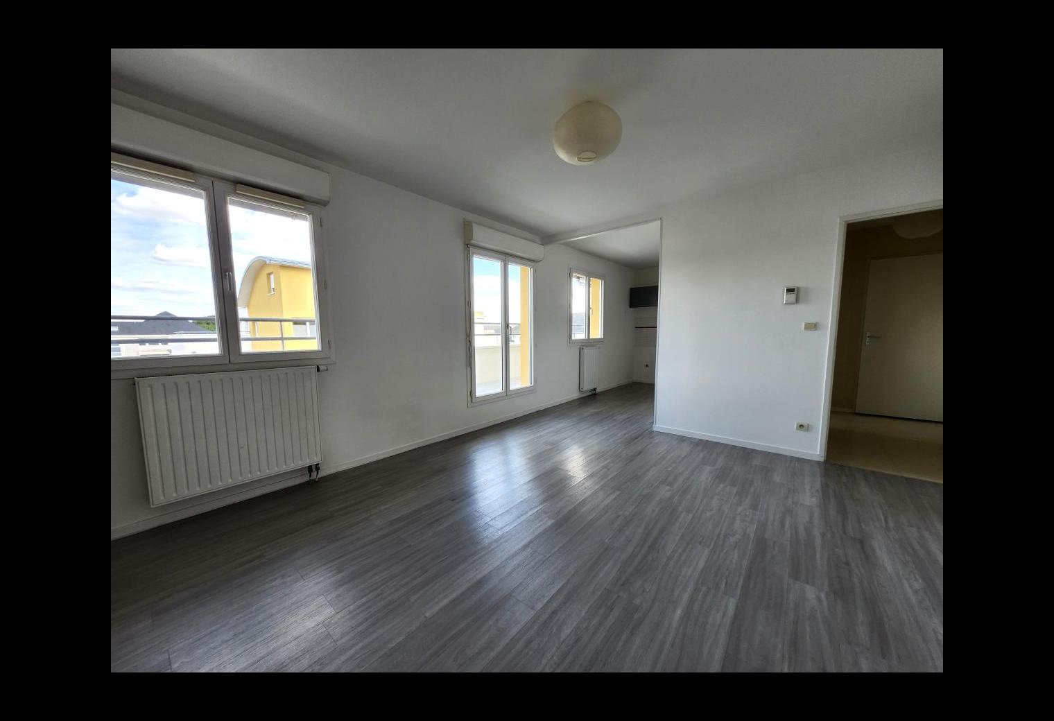 476d7bd0-17fc-4e0e-b941-00ef0d1afd32.jpg