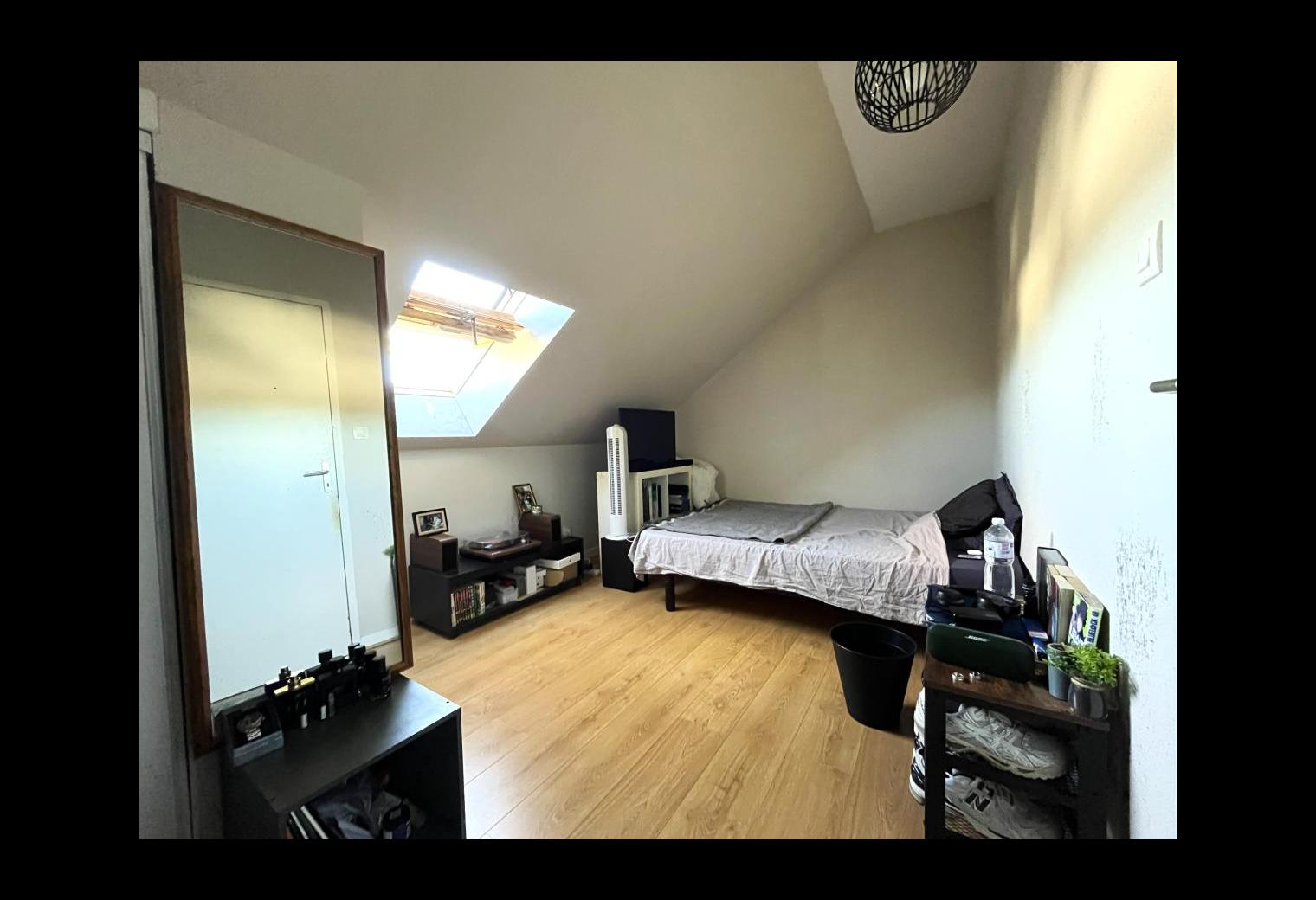 57092d3f-aa63-456f-b8d7-b0871f6bd587.jpg