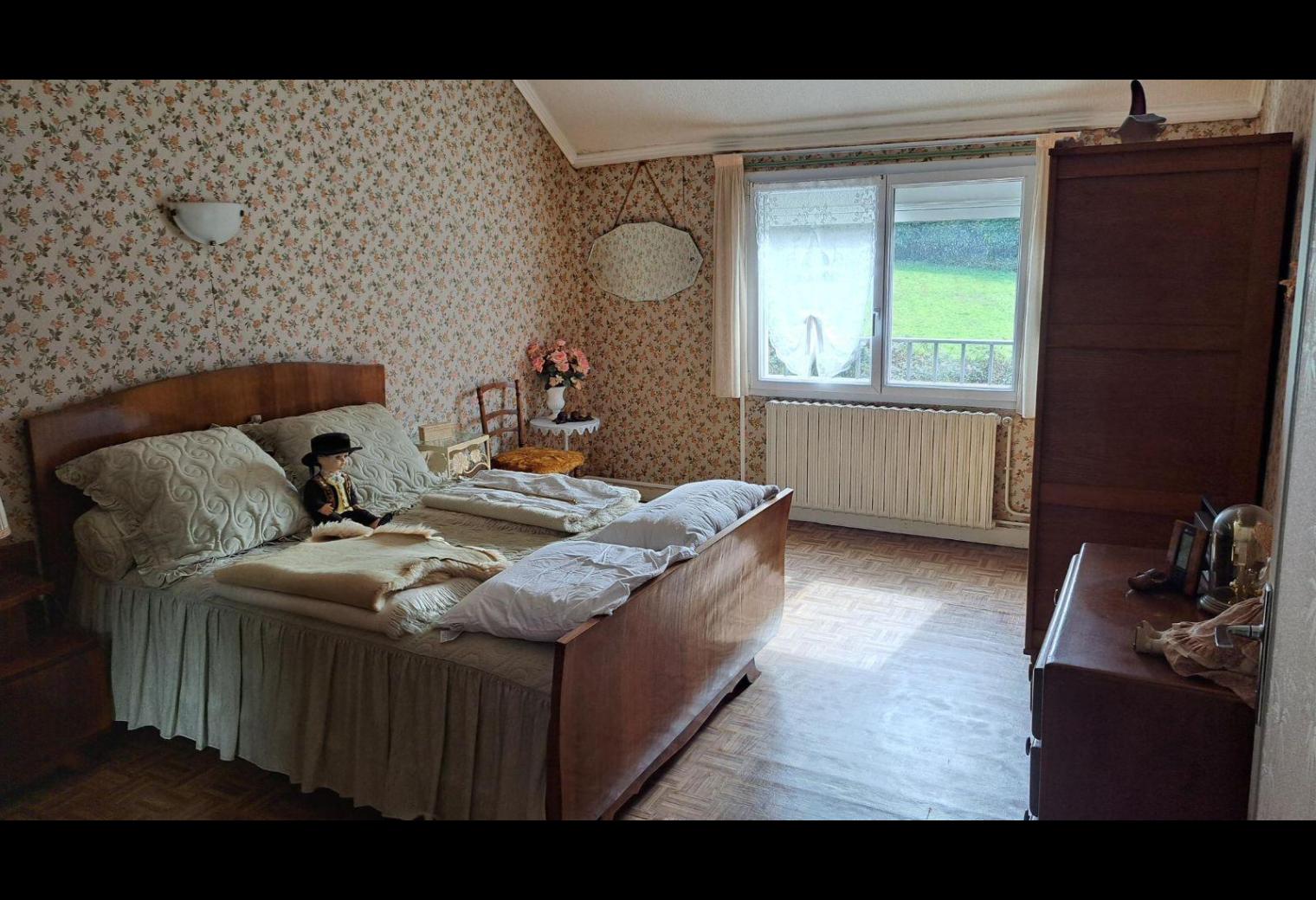 b4a117d0-7e95-42d3-b3d0-596e0601f026.jpg