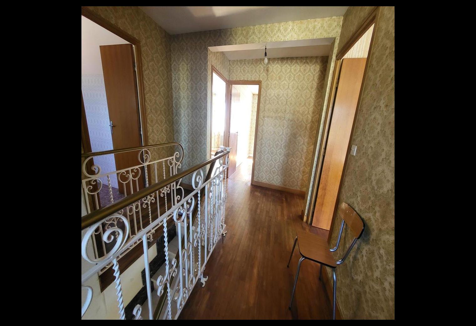 1db49b18-e0e9-422d-b7ad-db8cb32122b3.jpg