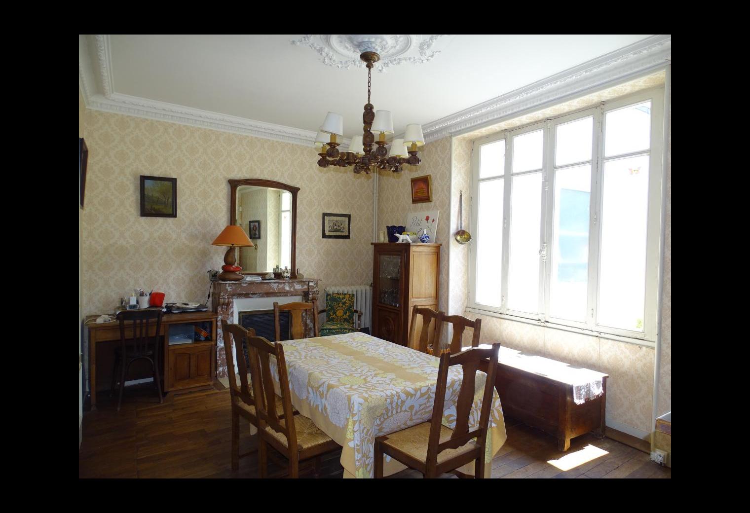 4cb380e1-61d8-4f4d-a88b-42e0e8905539.jpg