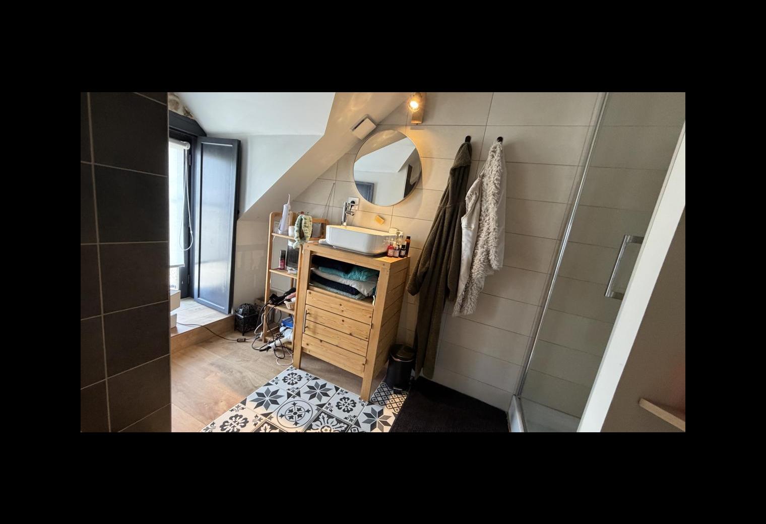 51906e11-73bd-4169-bf1f-f0d9bf977f6f.jpg