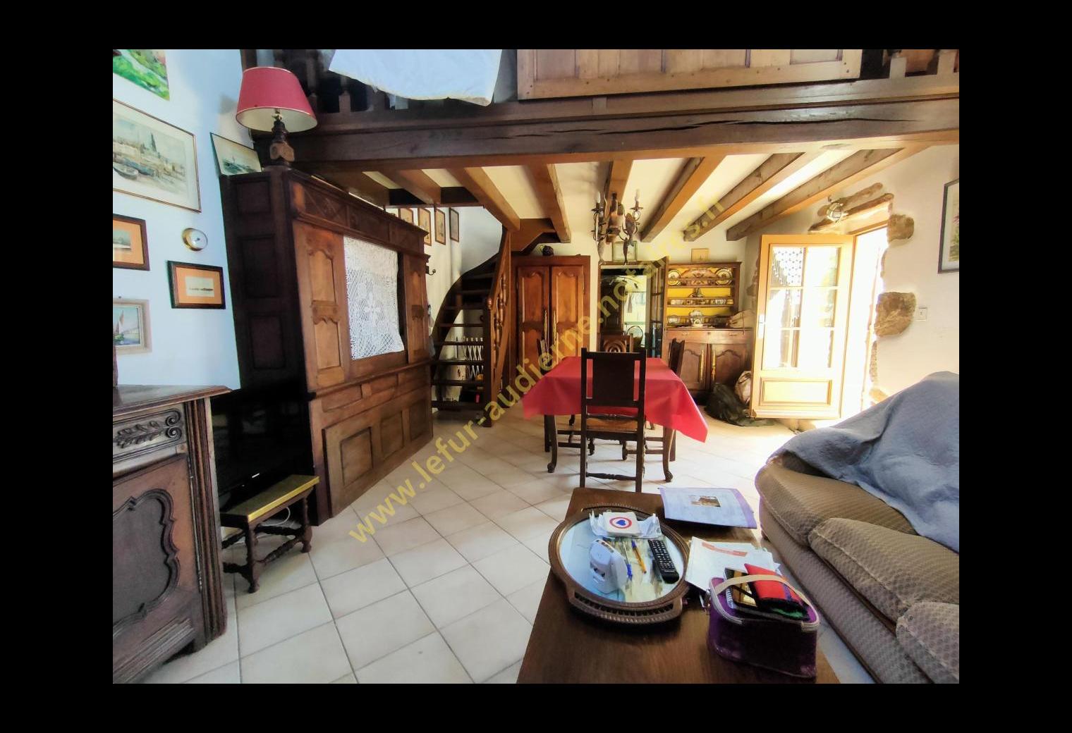 057de3d8-ef40-4cef-b535-29e0dfd4d28a.jpg