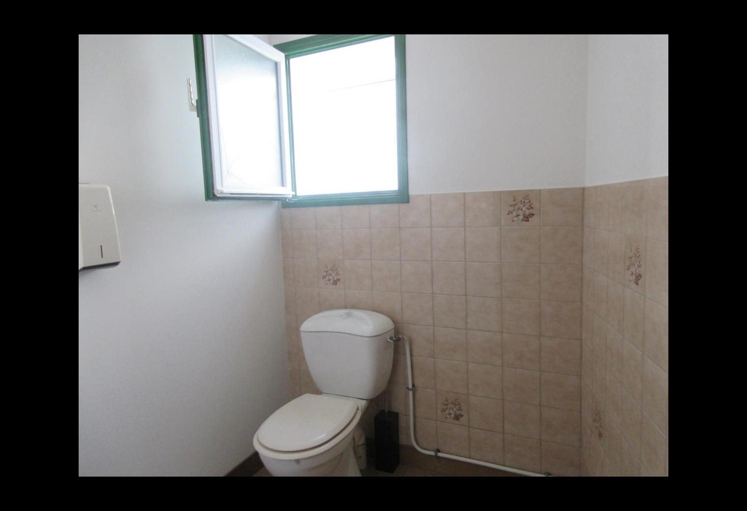 7e55f12d-4aaf-4ed5-8f0a-9a5569317167.jpg