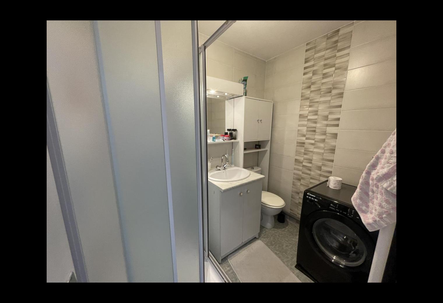c1d52abf-3dca-47f1-a086-d2a7b256ce0a.jpg