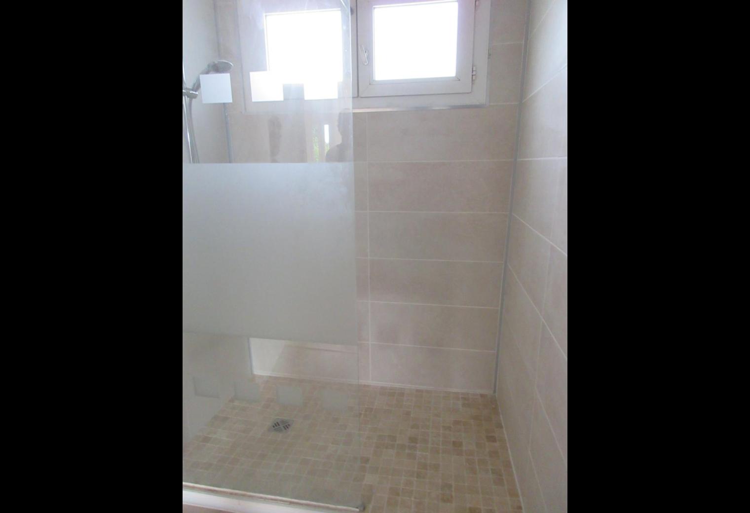 a4c62f85-03ec-4111-87ad-883e94dd32b9.jpg