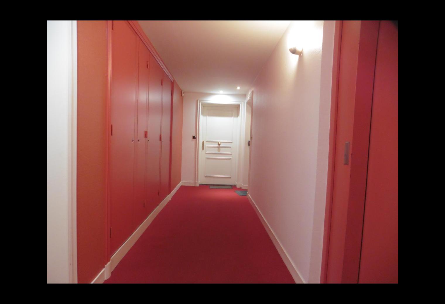 bed3dc19-73f9-46bd-90dc-7d5e633f0ffc.jpg