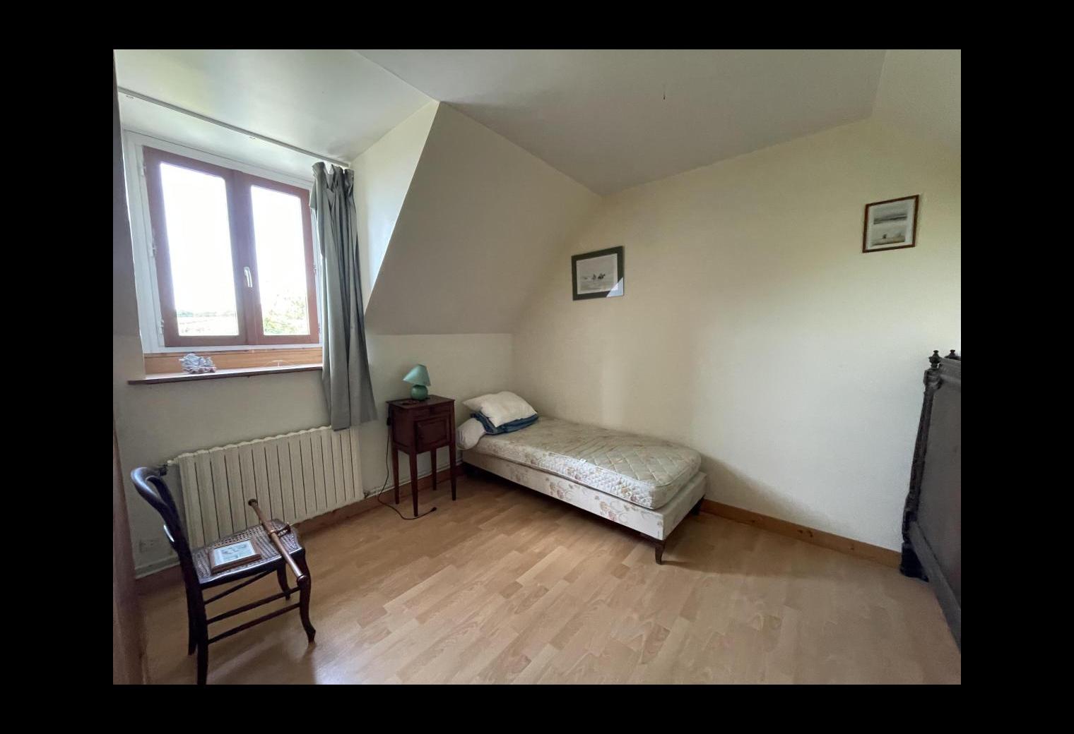 54f1eb79-fc9a-4cad-ad4a-69e68aa14ac7.jpg