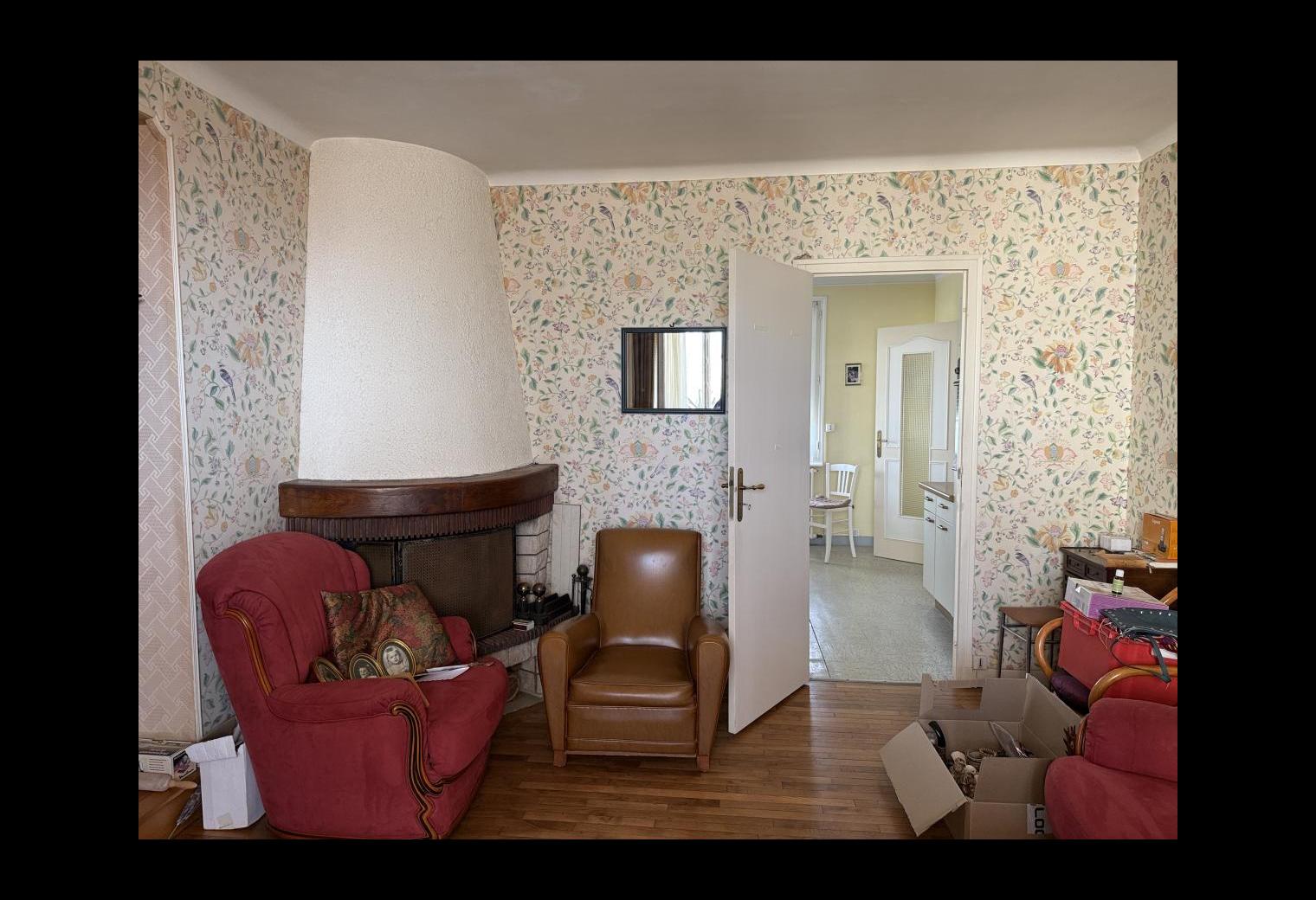 2dffec1a-aebb-4fa8-8bed-1e26f837ea58.jpg