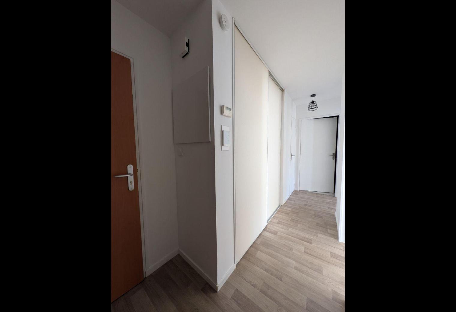 d8dce4ca-c384-44db-bb90-be2f2f1073a7.jpg