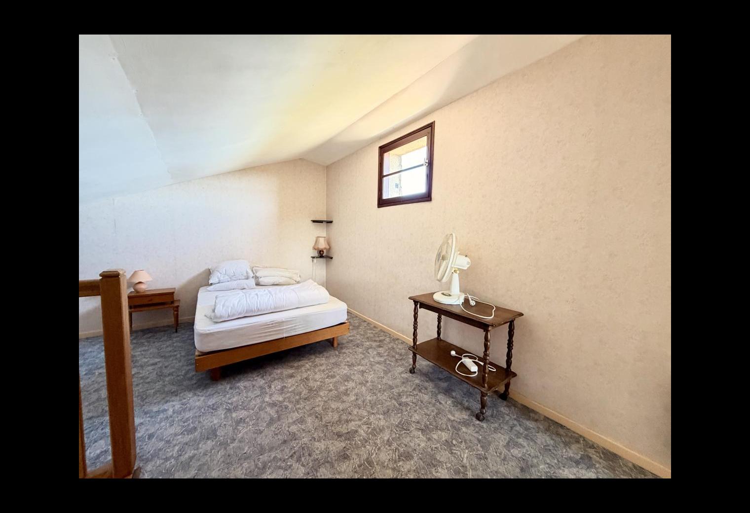 708d389b-ae3f-46ef-9180-1dac095f094c.jpg
