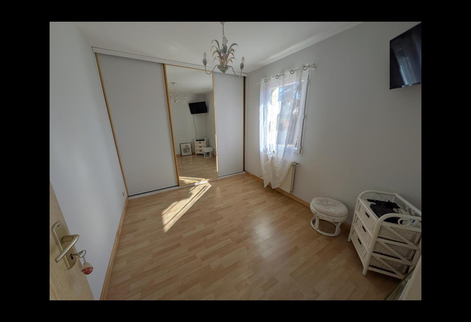 65da942c-fe83-4183-bd8f-0277ac3d0b46.jpg