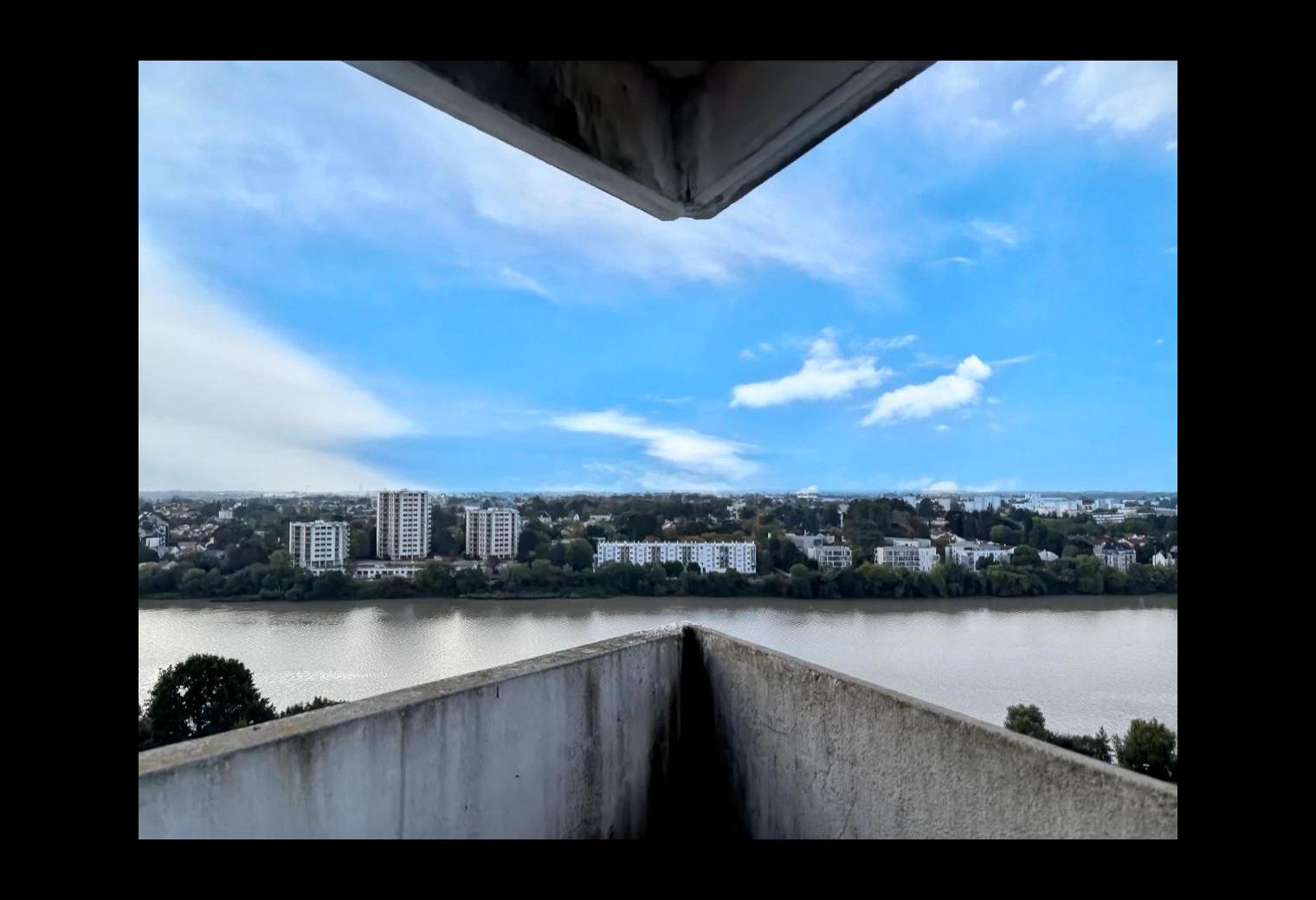 99ce7f68-21be-4642-86ec-e1fd90c4832c.jpg