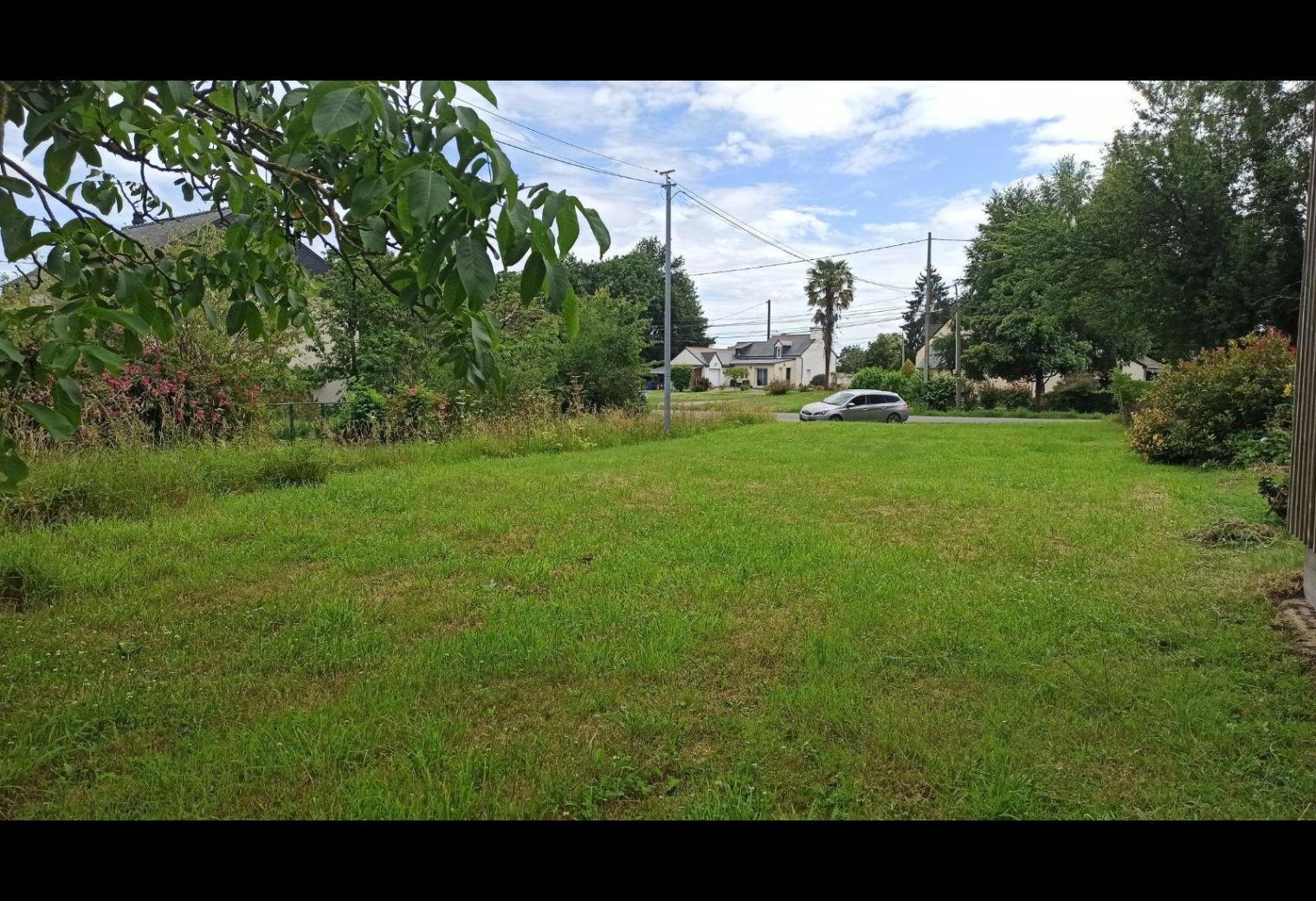b74d9a40-b4ac-4265-9219-f6c6d70d1bc4.jpg