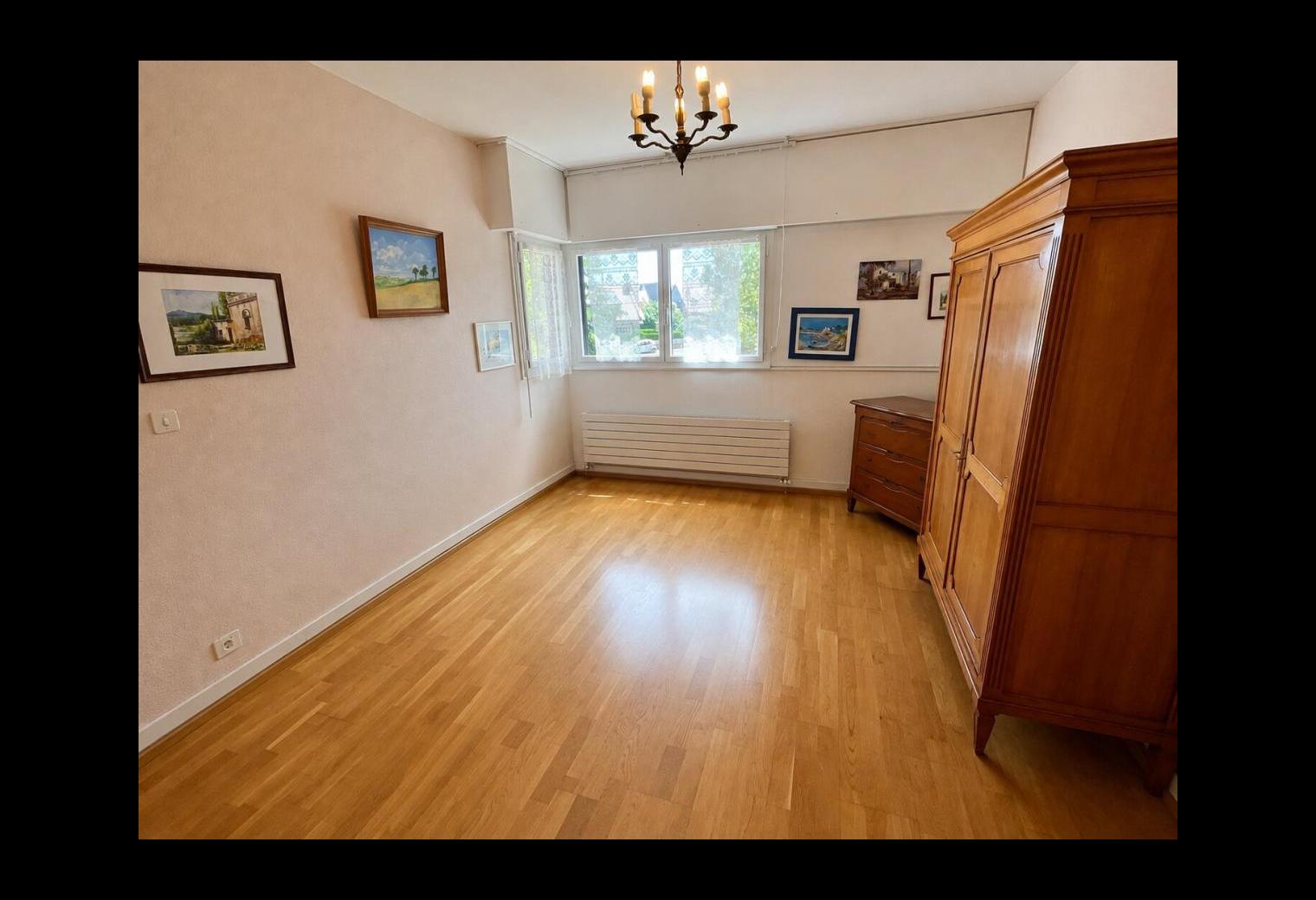 a42bd19d-4da6-4837-8e35-c7f954647029.jpg
