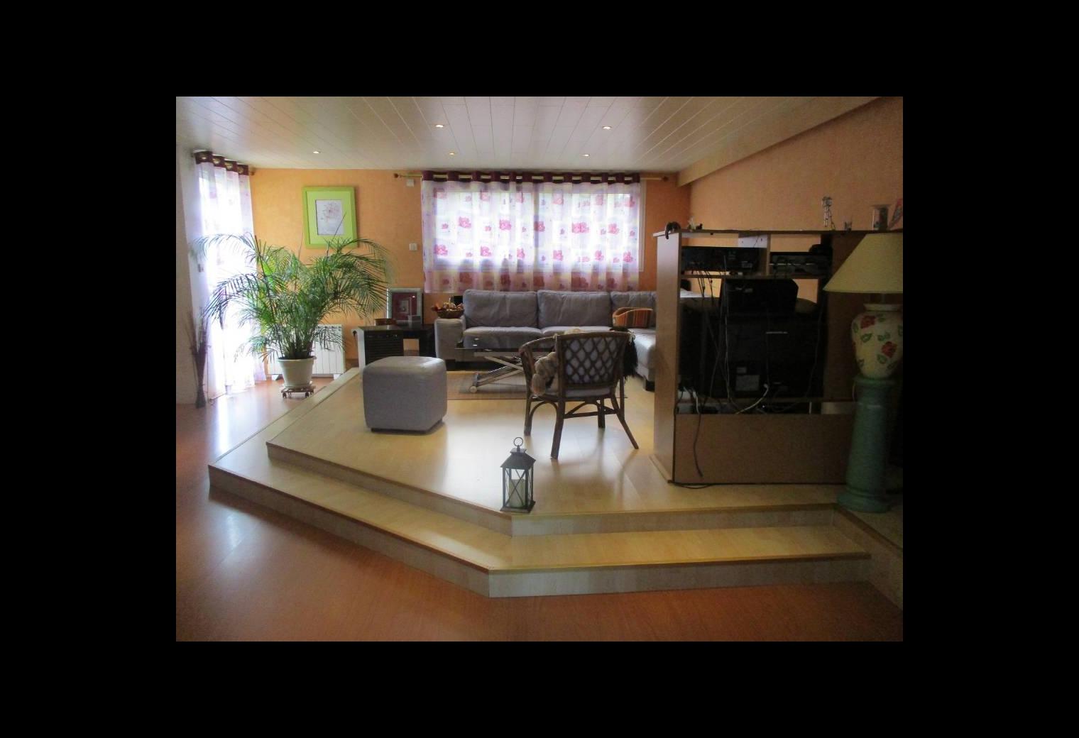 4bdc1b15-cd45-41a9-ba48-8cbd443eade0.jpg