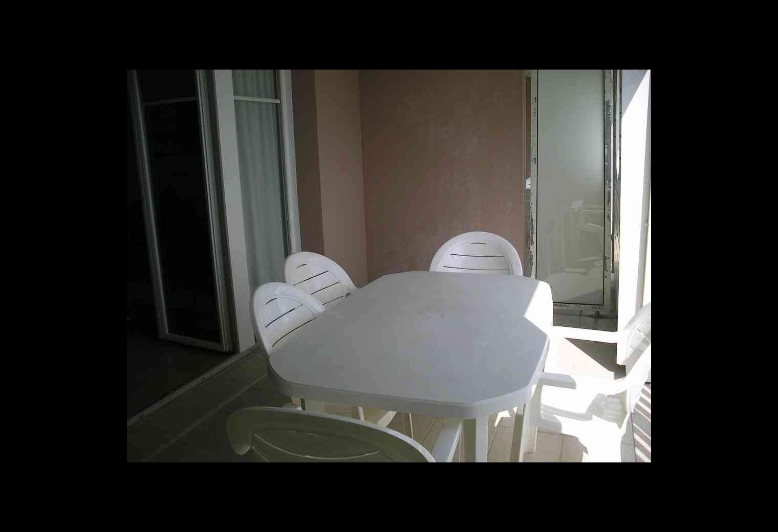 dcfee1a5-be20-4496-9282-131da5b465af.jpg
