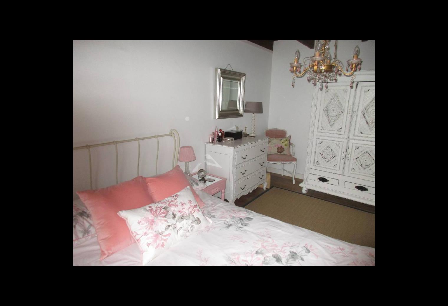 dd8754cd-0a10-4920-81ce-f70e00284742.jpg