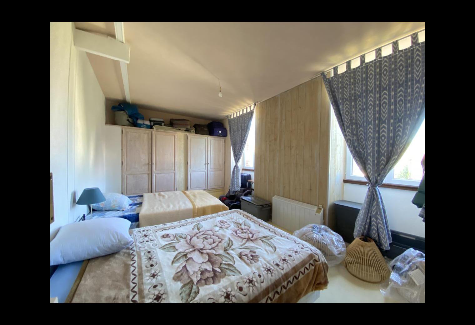 fd928163-06a1-45c6-b1ef-4dd53814b5b3.jpg