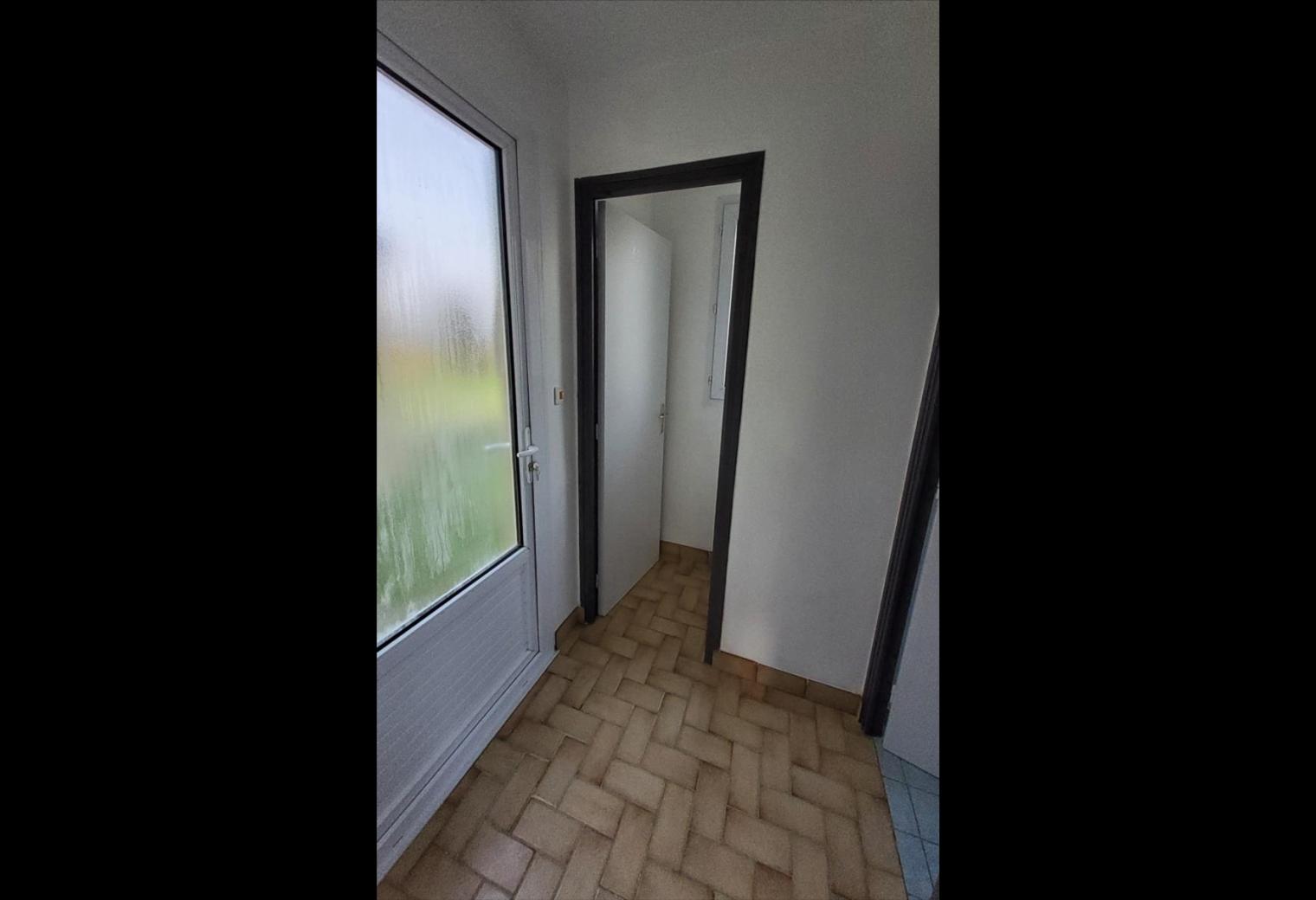 2c6cdbd6-be87-4c08-905c-96e57ce9ffb1.jpg