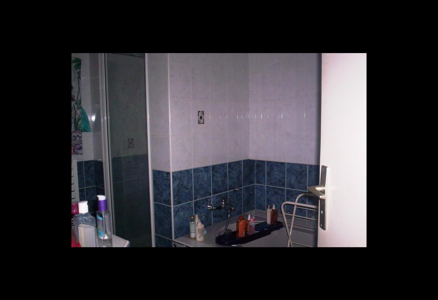 be6de2a8-5347-4147-8ae0-5f5195527bd9.jpg